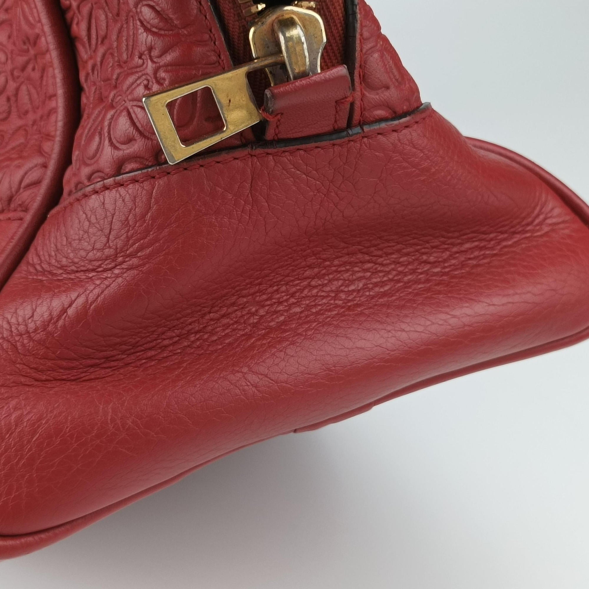 Vintage Loewe Amazona 75 Red Leather 301 55 L01 shoulderbag | stylenewstar