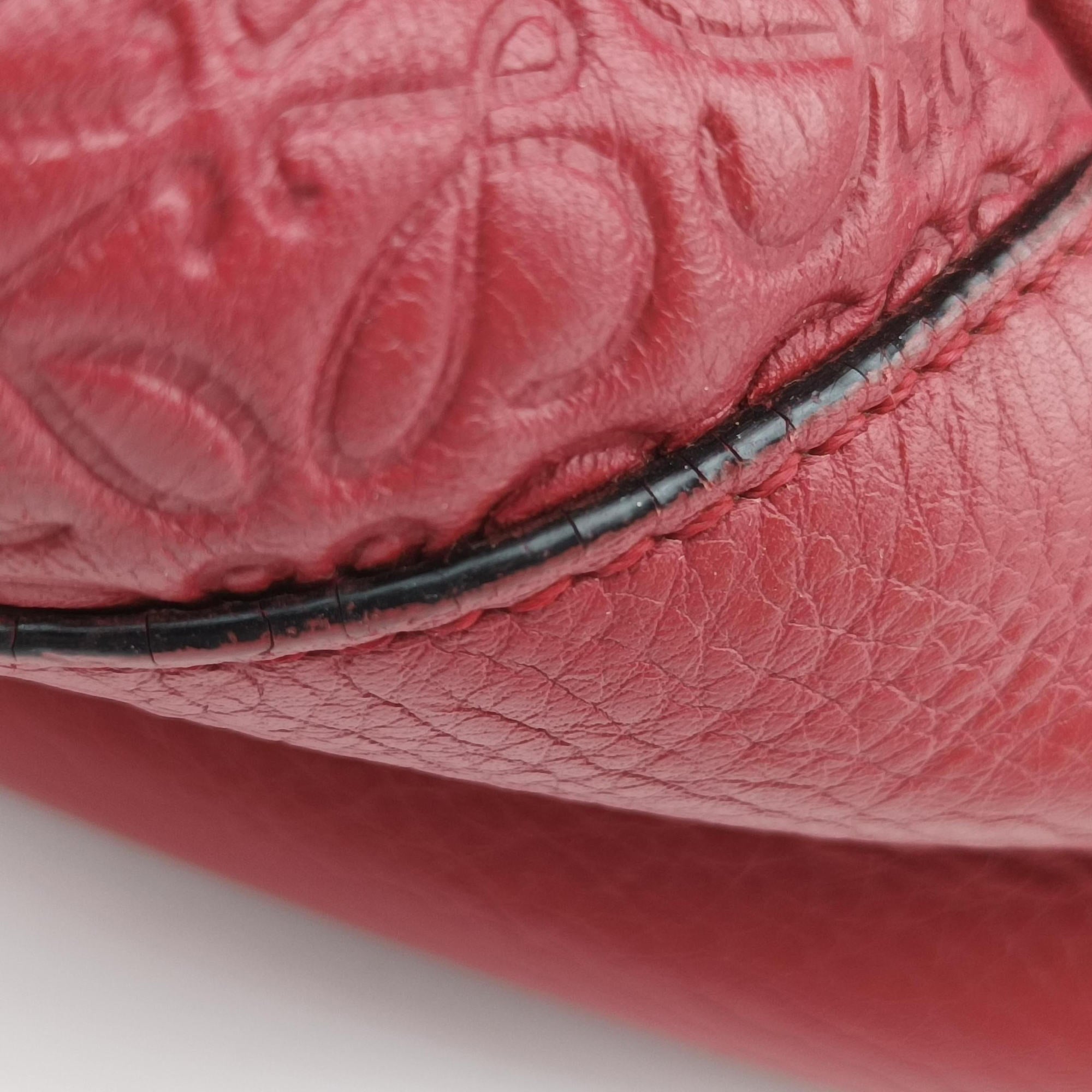 Vintage Loewe Amazona 75 Red Leather 301 55 L01 shoulderbag | stylenewstar