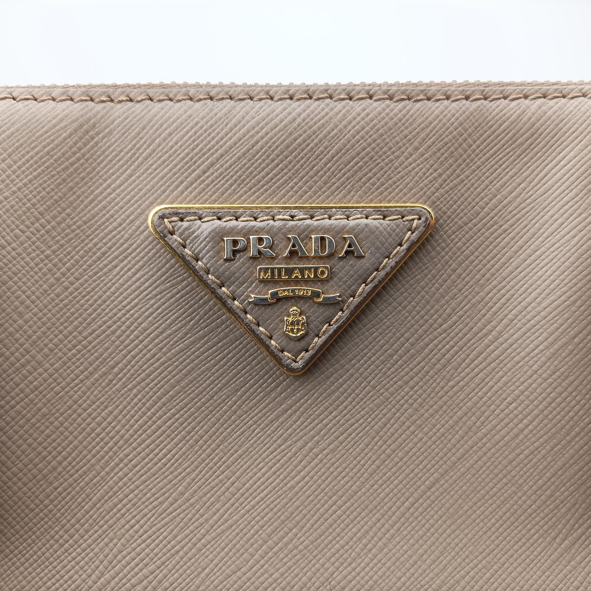 Secondhand Prada Galleria beige SAFFIANO Leather BN2274 handbag | stylenewstar
