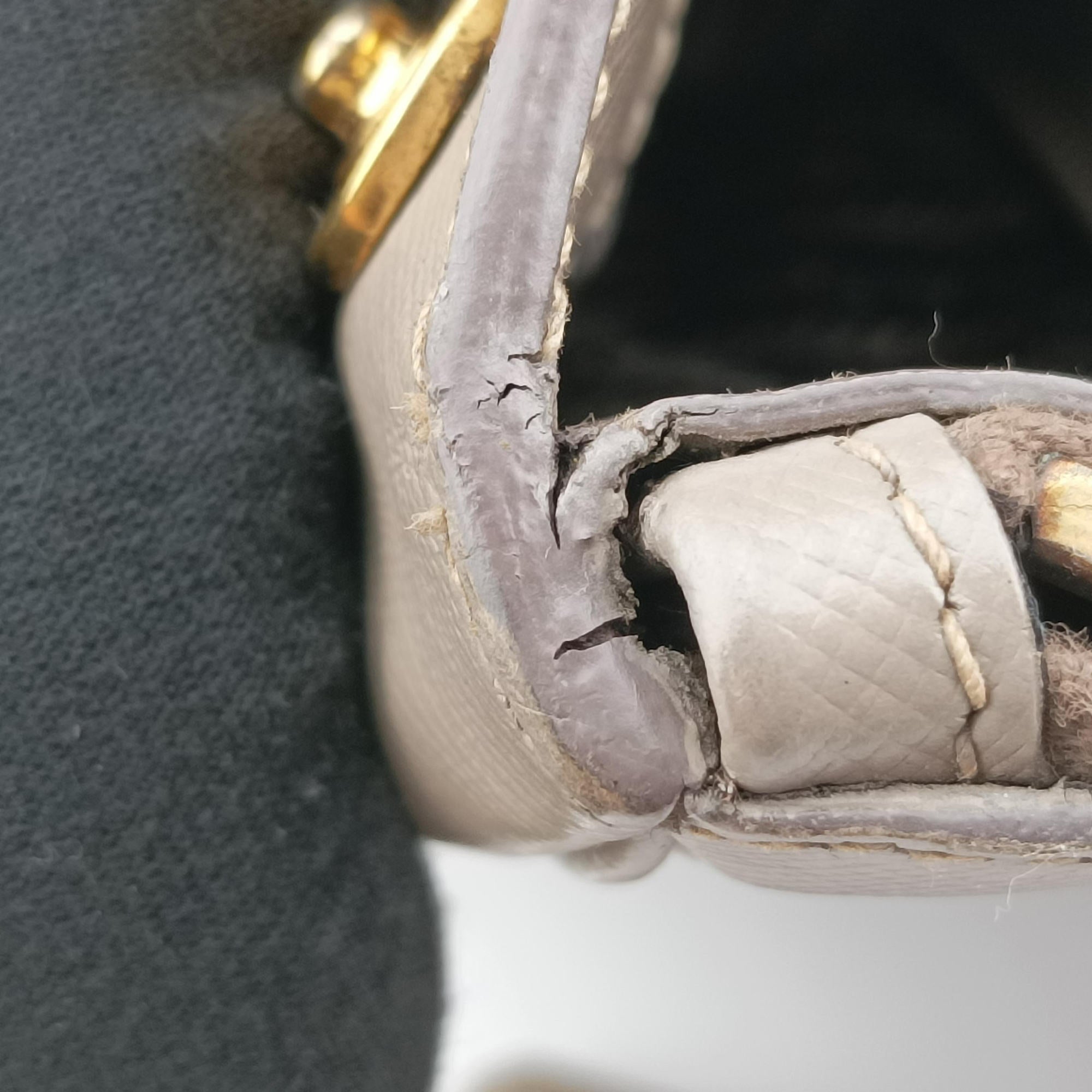 Secondhand Prada Galleria beige SAFFIANO Leather BN2274 handbag | stylenewstar
