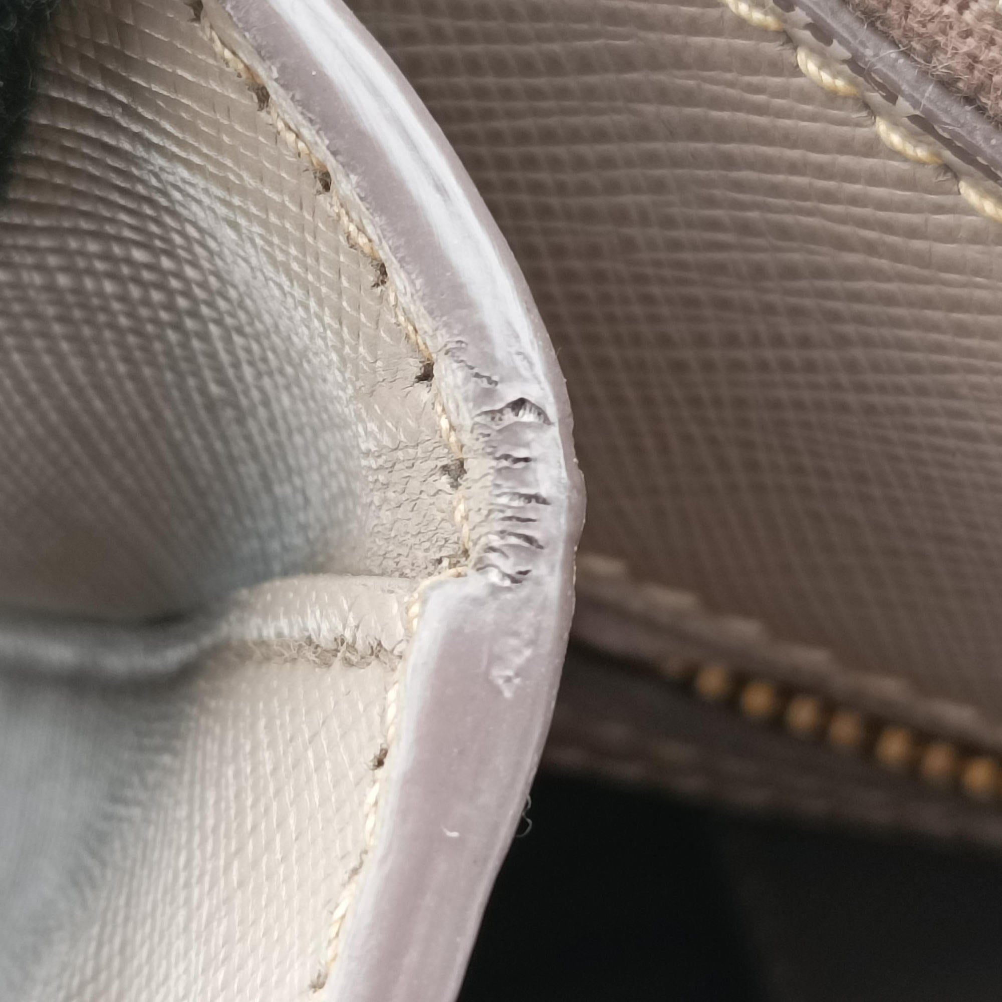 Secondhand Prada Galleria beige SAFFIANO Leather BN2274 handbag | stylenewstar
