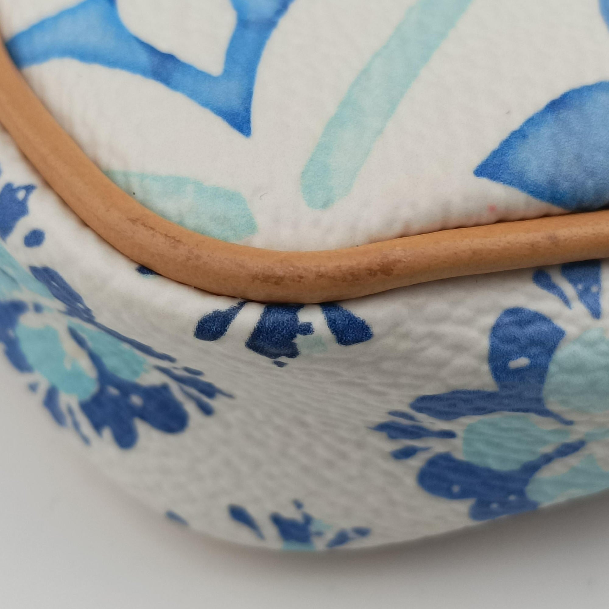 Pre-owned Louis Vuitton MULTI POCHETTE ACCESSOIRES White x Blue x Beige Monogram Tile Canvas M25374 shoulderbag | stylenewstar