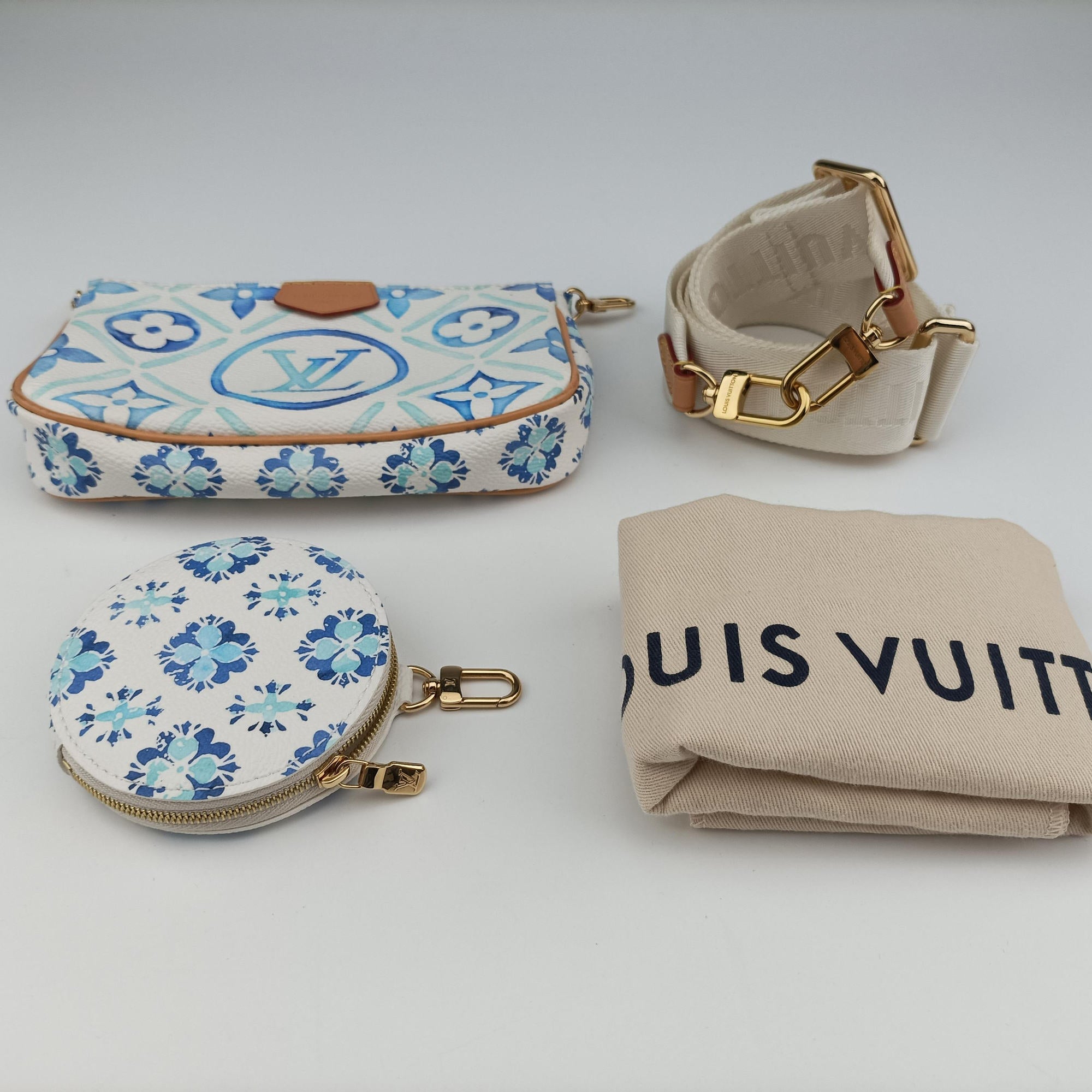 Pre-owned Louis Vuitton MULTI POCHETTE ACCESSOIRES White x Blue x Beige Monogram Tile Canvas M25374 shoulderbag | stylenewstar