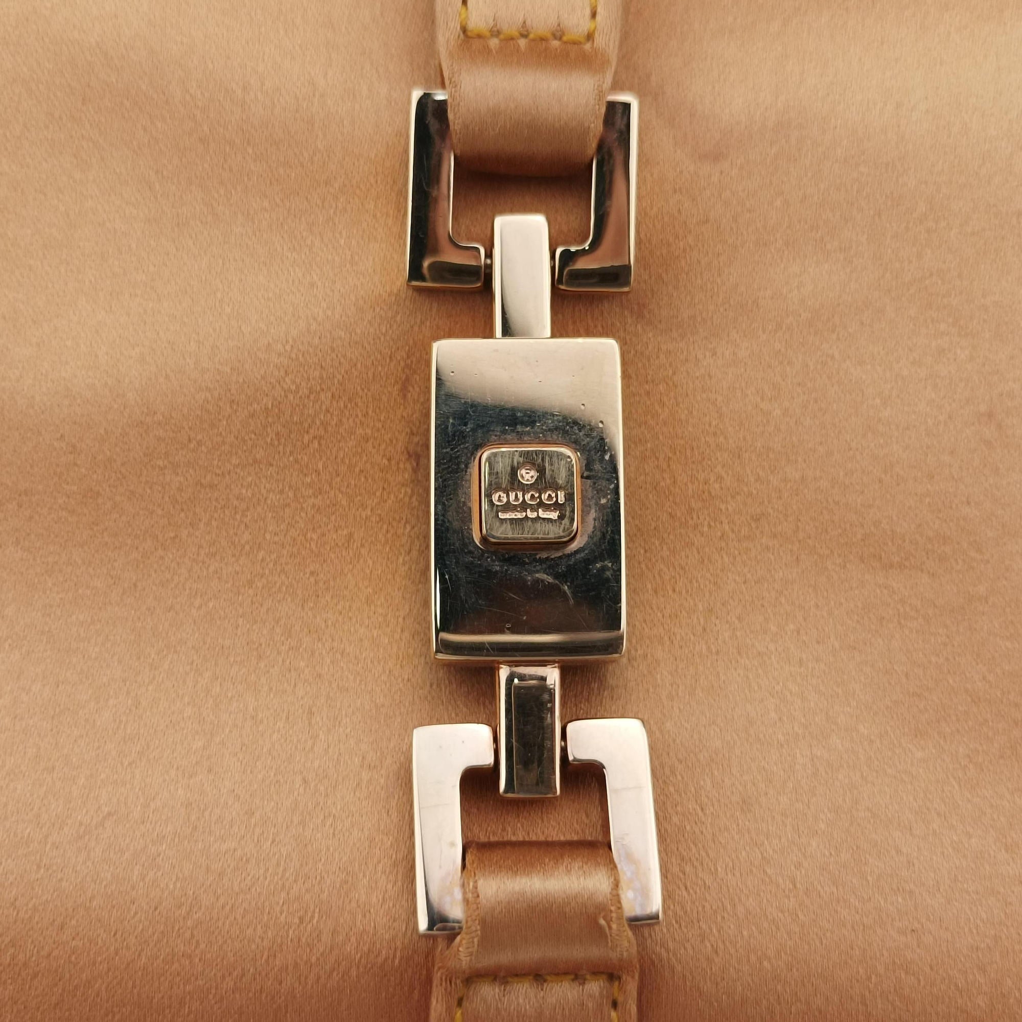 Secondhand Gucci Jackie Golden silk  handbag | stylenewstar