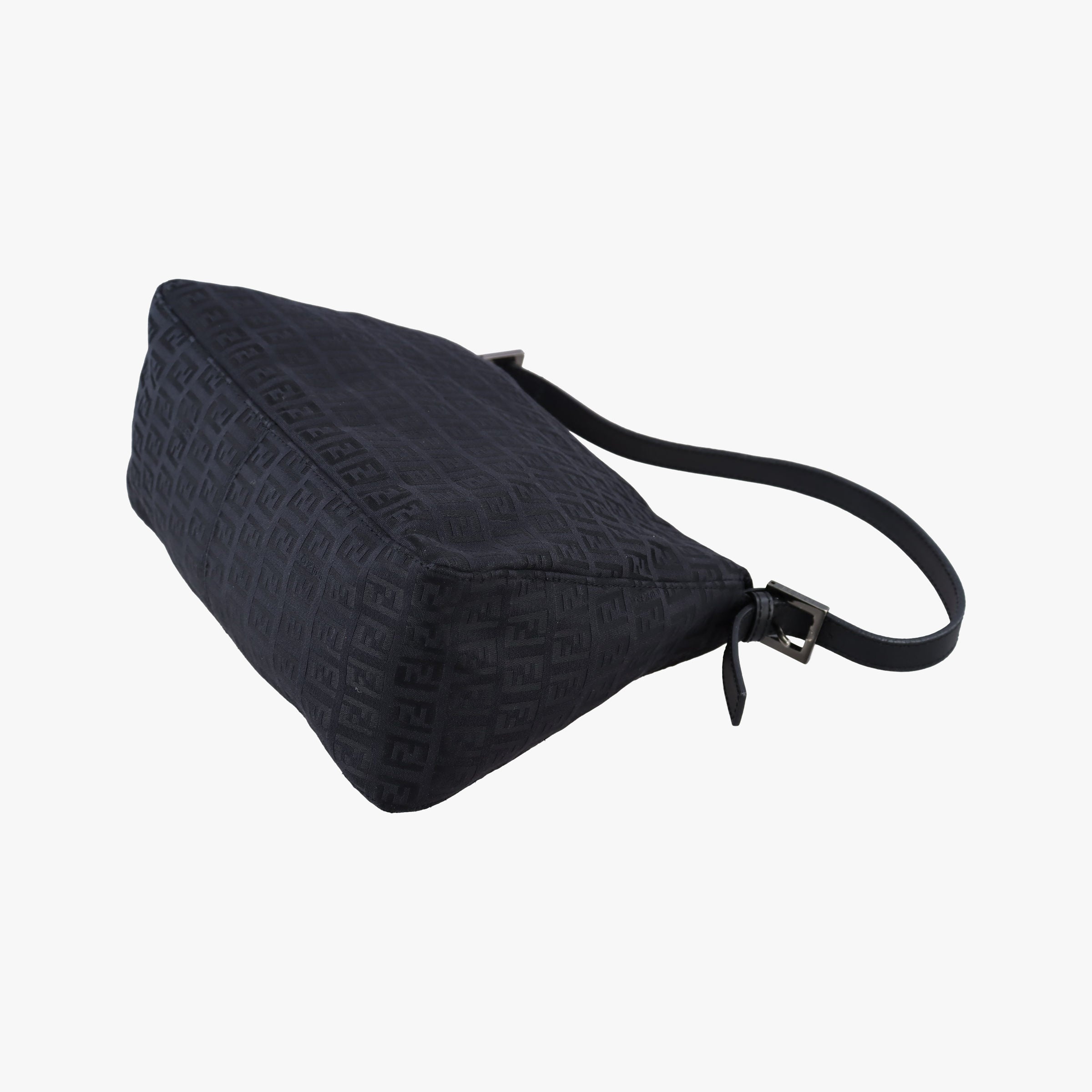 Pre-owned Fendi Baguette Zucchino Black canvas×leather 8BR001 shoulderbag | stylenewstar