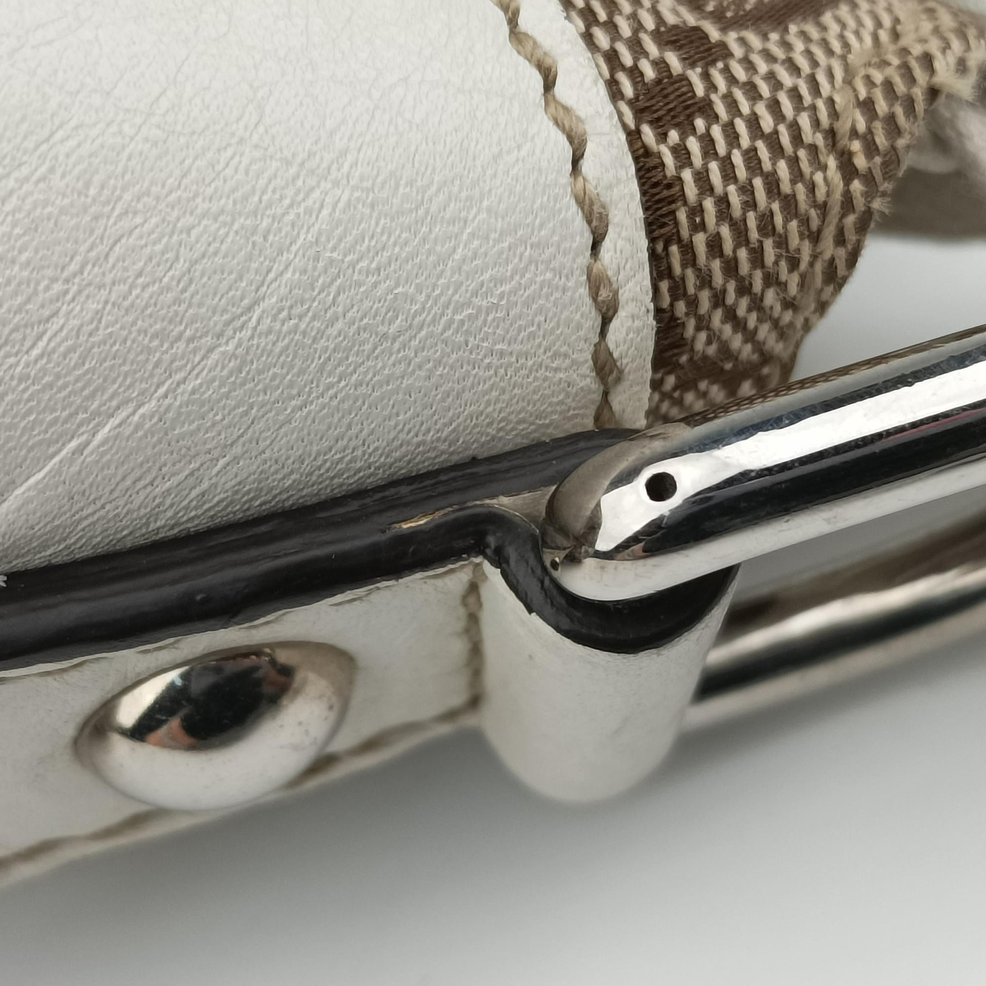 Pre-owned Gucci Icon bit Beige×White canvas× leather 232949 shoulderbag | stylenewstar