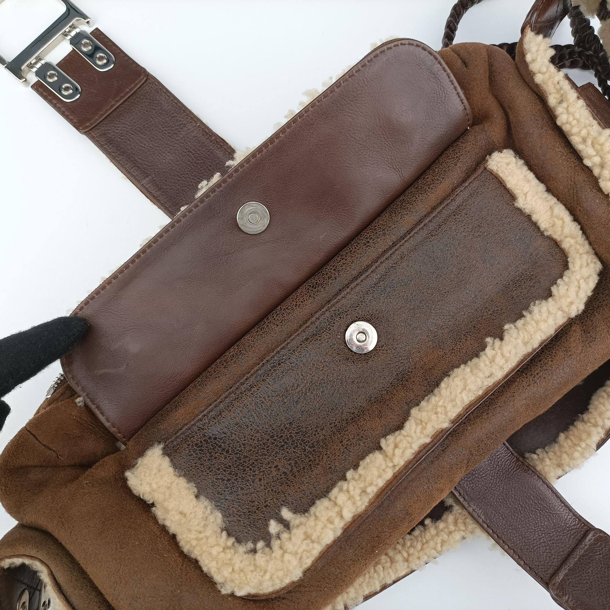 Pre-owned Christian Dior Flight brown x beige Leather x Mouton  shoulderbag | stylenewstar