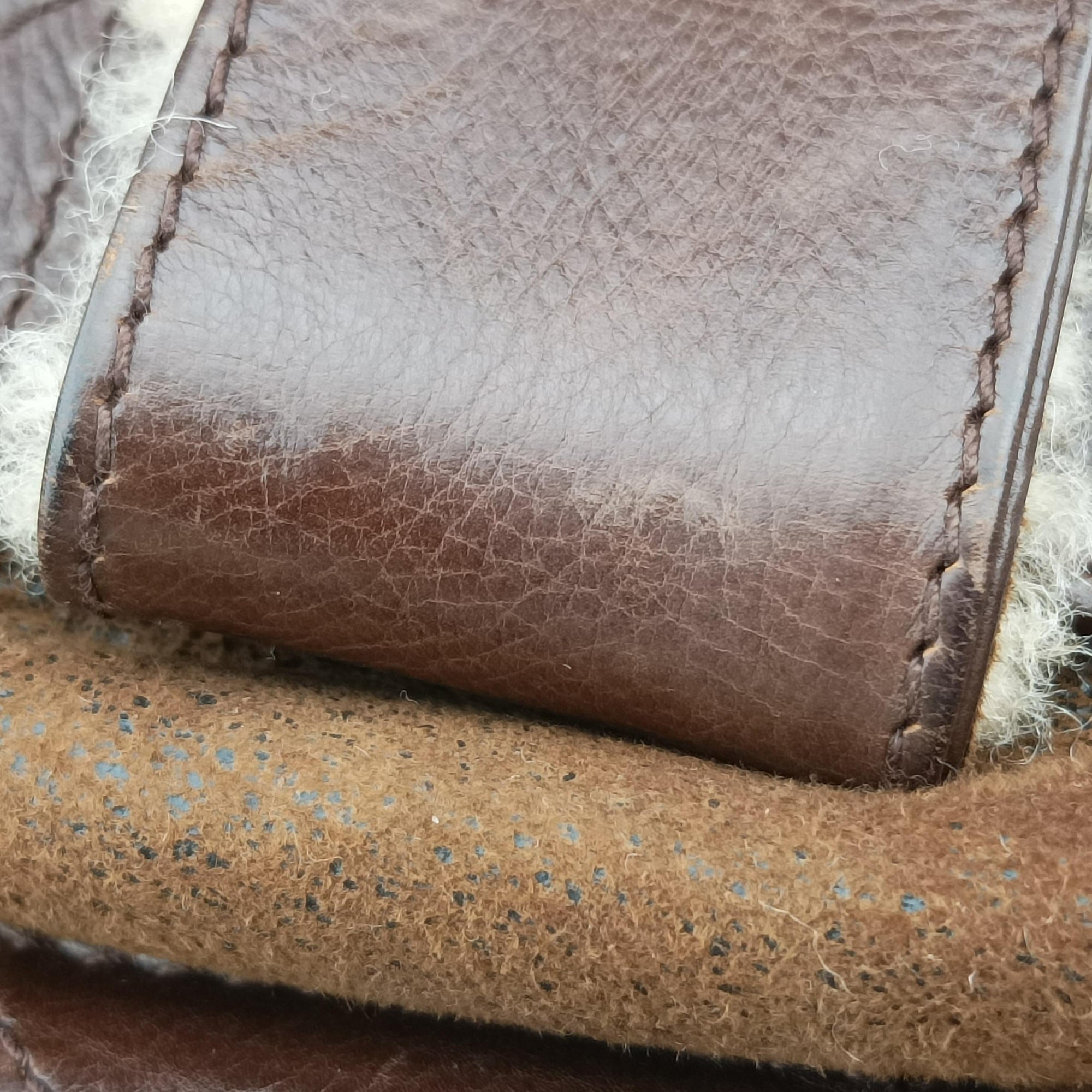 Pre-owned Christian Dior Flight brown x beige Leather x Mouton  shoulderbag | stylenewstar