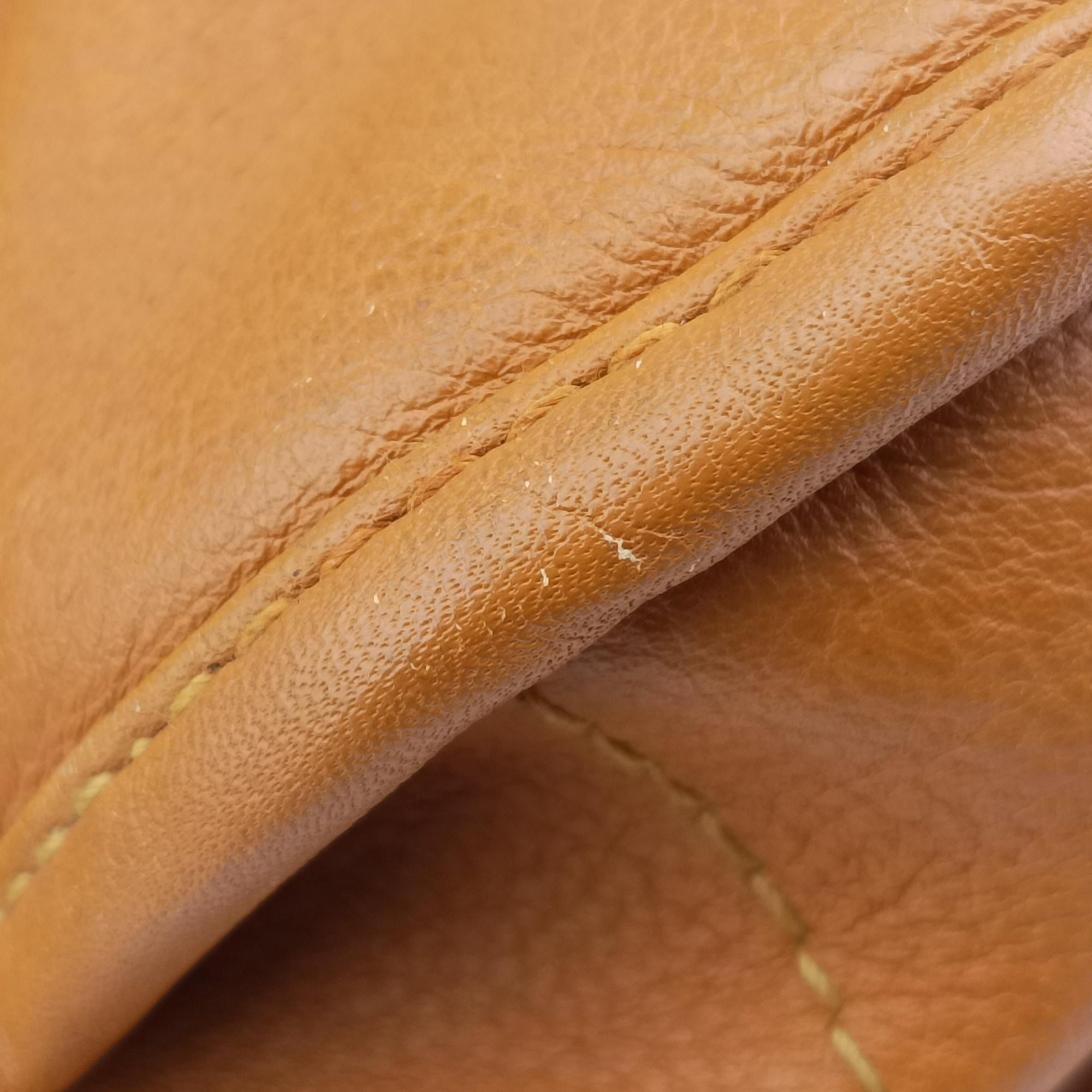 Pre-owned Christian Dior 61 Hobo Brown leather  handbag | stylenewstar