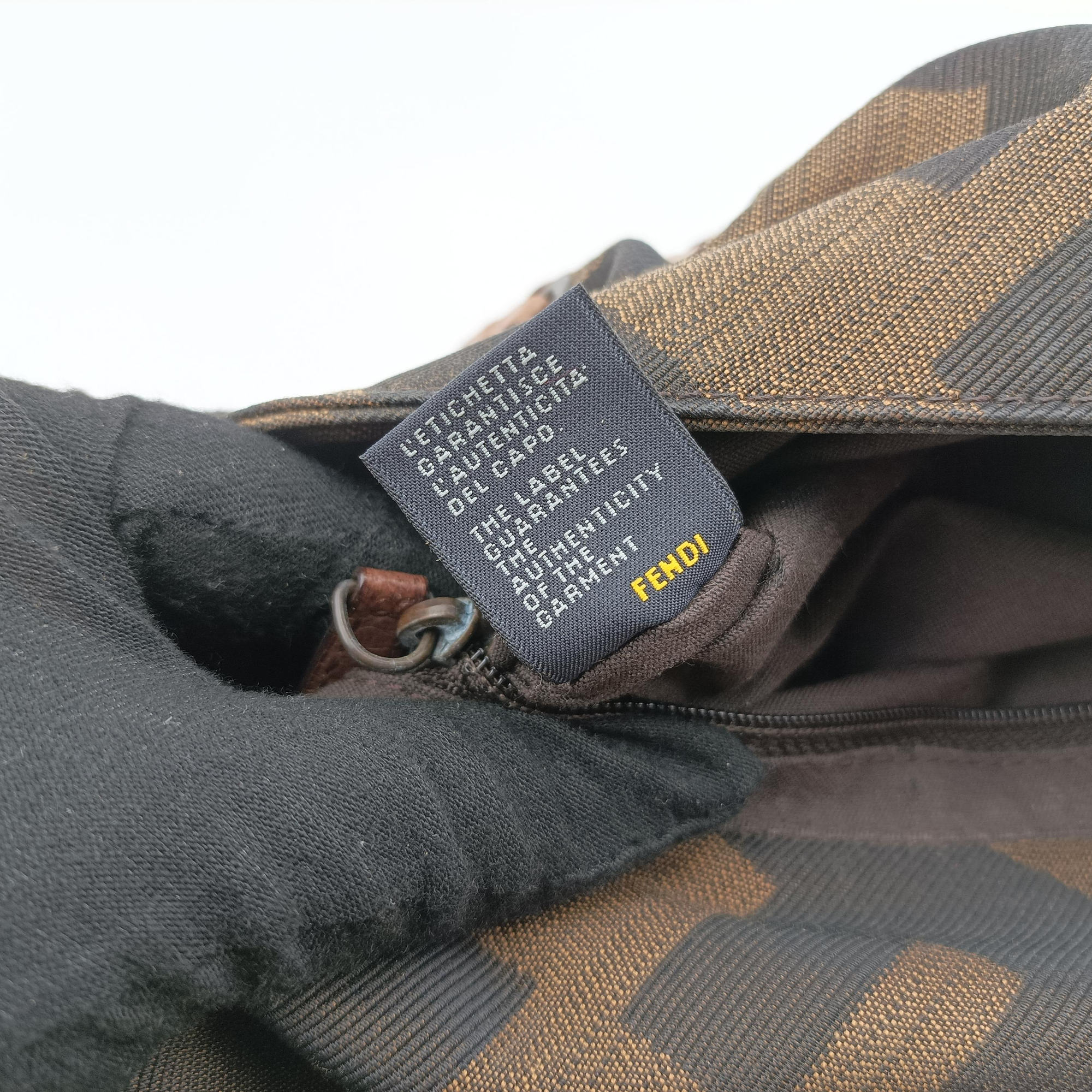 Secondhand Fendi Mamma Bucket Brown canvas× Leather 8BT136 handbag | stylenewstar