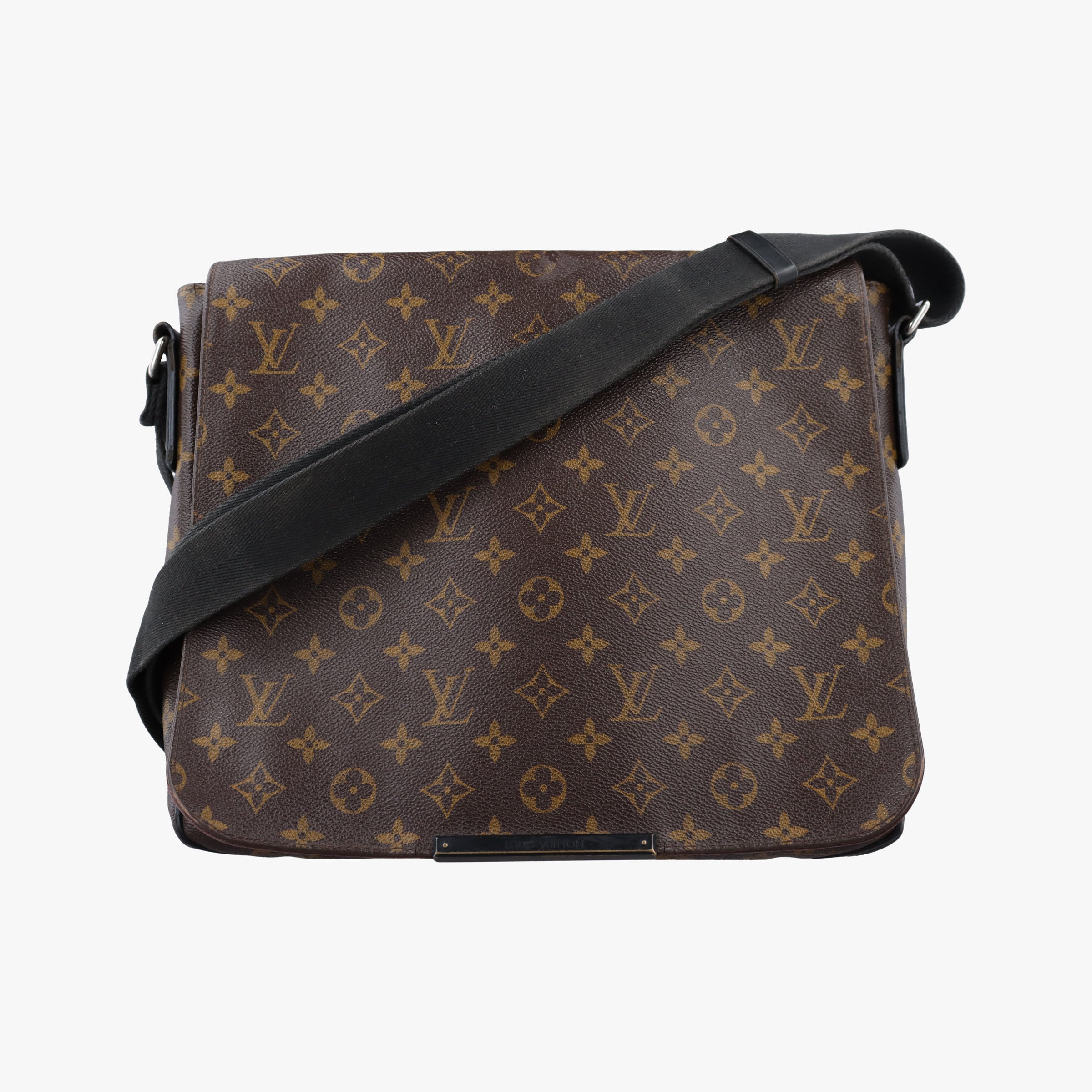 Vintage Louis Vuitton District MM Monogram Macassar Monogram canvas M40934 shoulderbag | stylenewstar