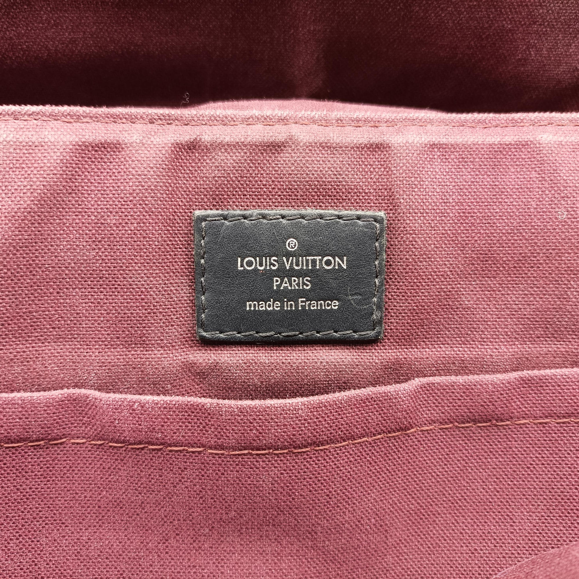 Vintage Louis Vuitton District MM Monogram Macassar Monogram canvas M40934 shoulderbag | stylenewstar