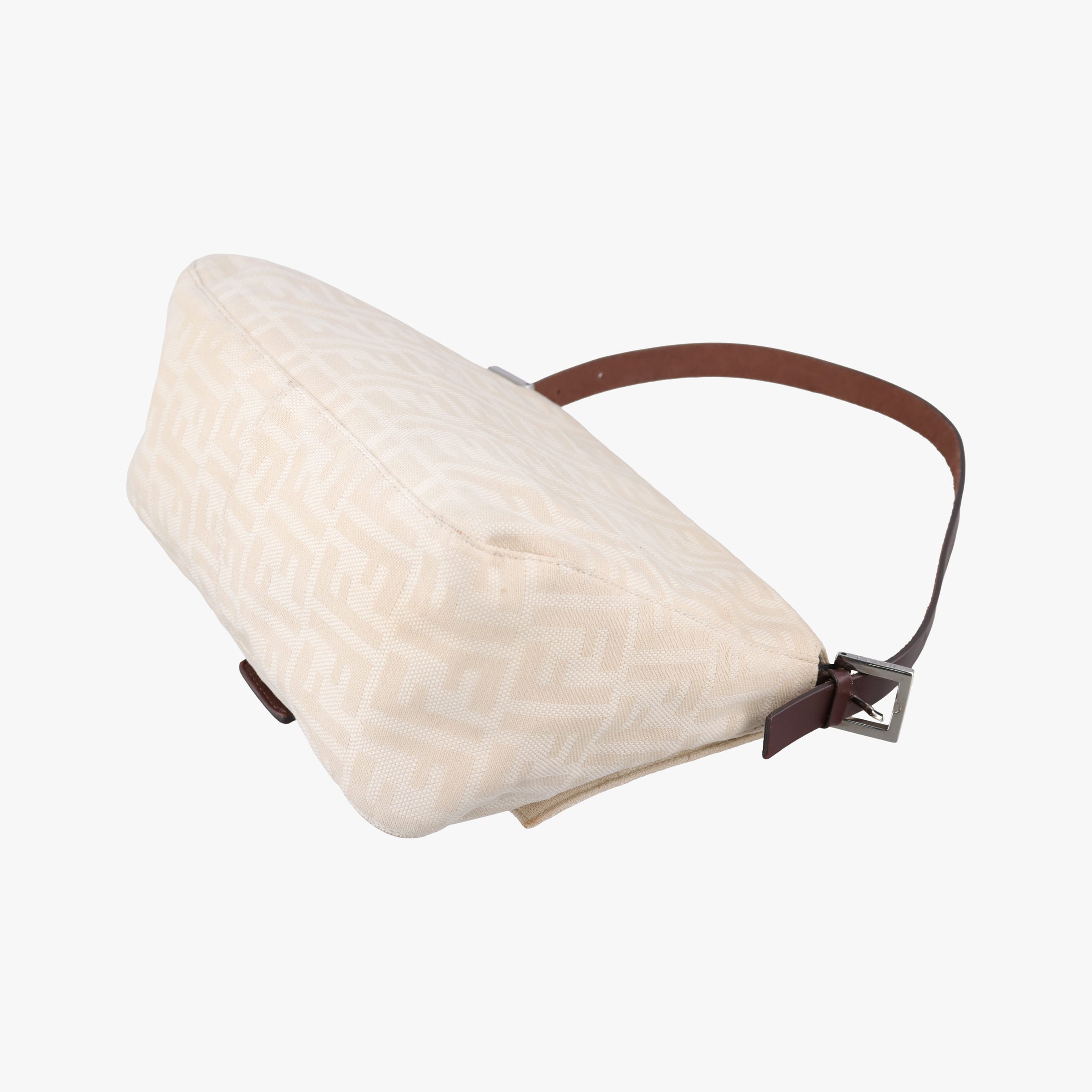 Pre-owned Fendi Mamma Bucket White canvas×leather  shoulderbag | stylenewstar