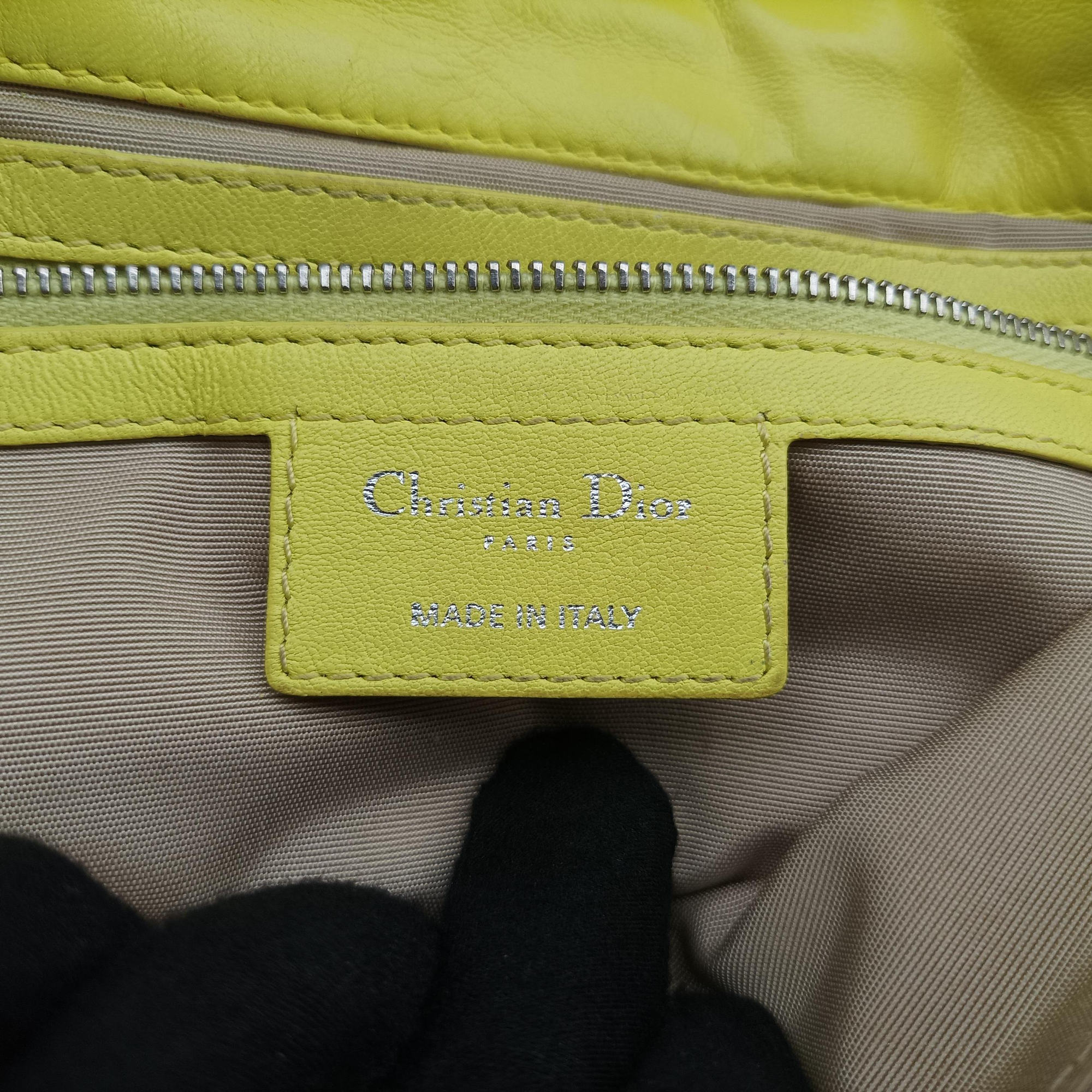 Pre-owned Christian Dior New Rock Yellow lambskin  shoulderbag | stylenewstar