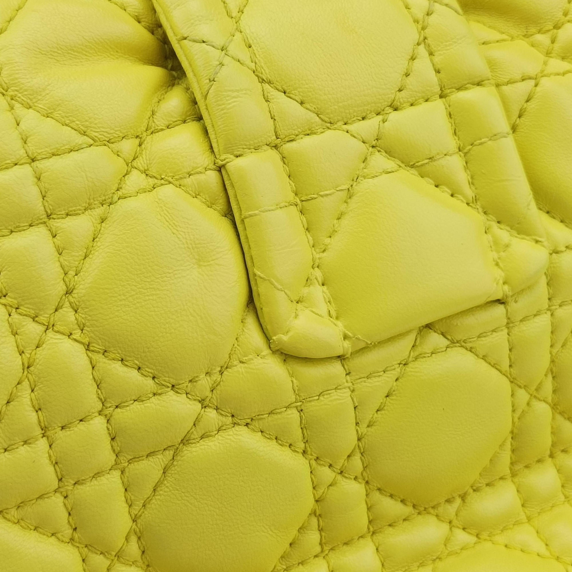 Pre-owned Christian Dior New Rock Yellow lambskin  shoulderbag | stylenewstar
