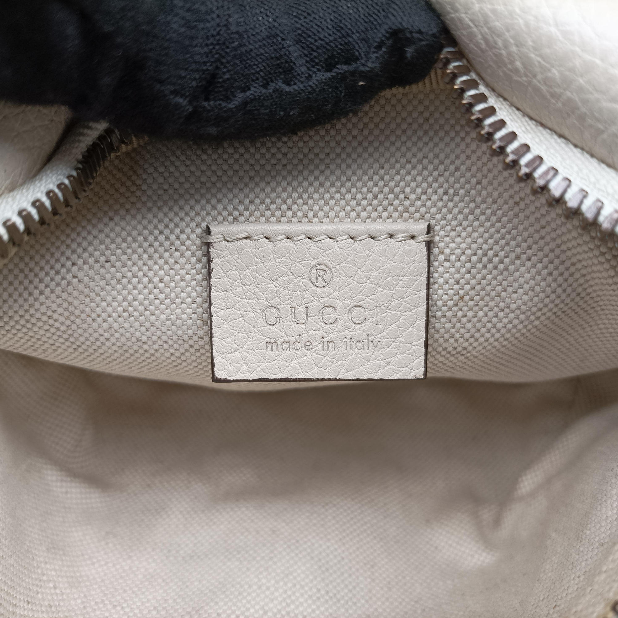 Vintage Gucci Gucci print White Leather 527792 bum bag/waist bag | stylenewstar