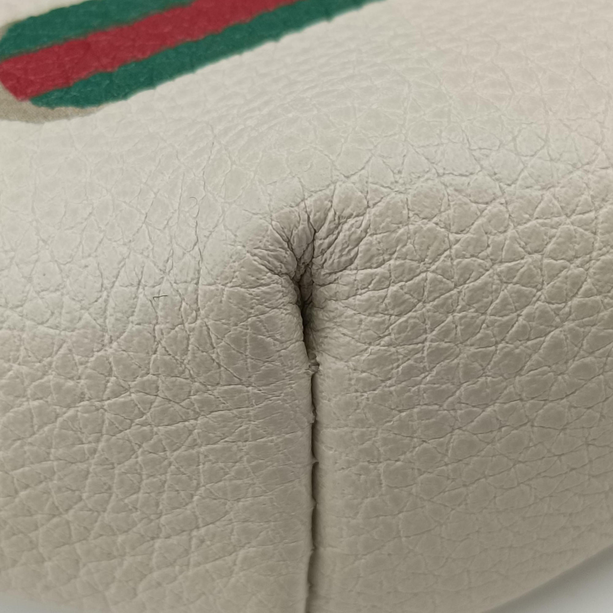 Vintage Gucci Gucci print White Leather 527792 bum bag/waist bag | stylenewstar