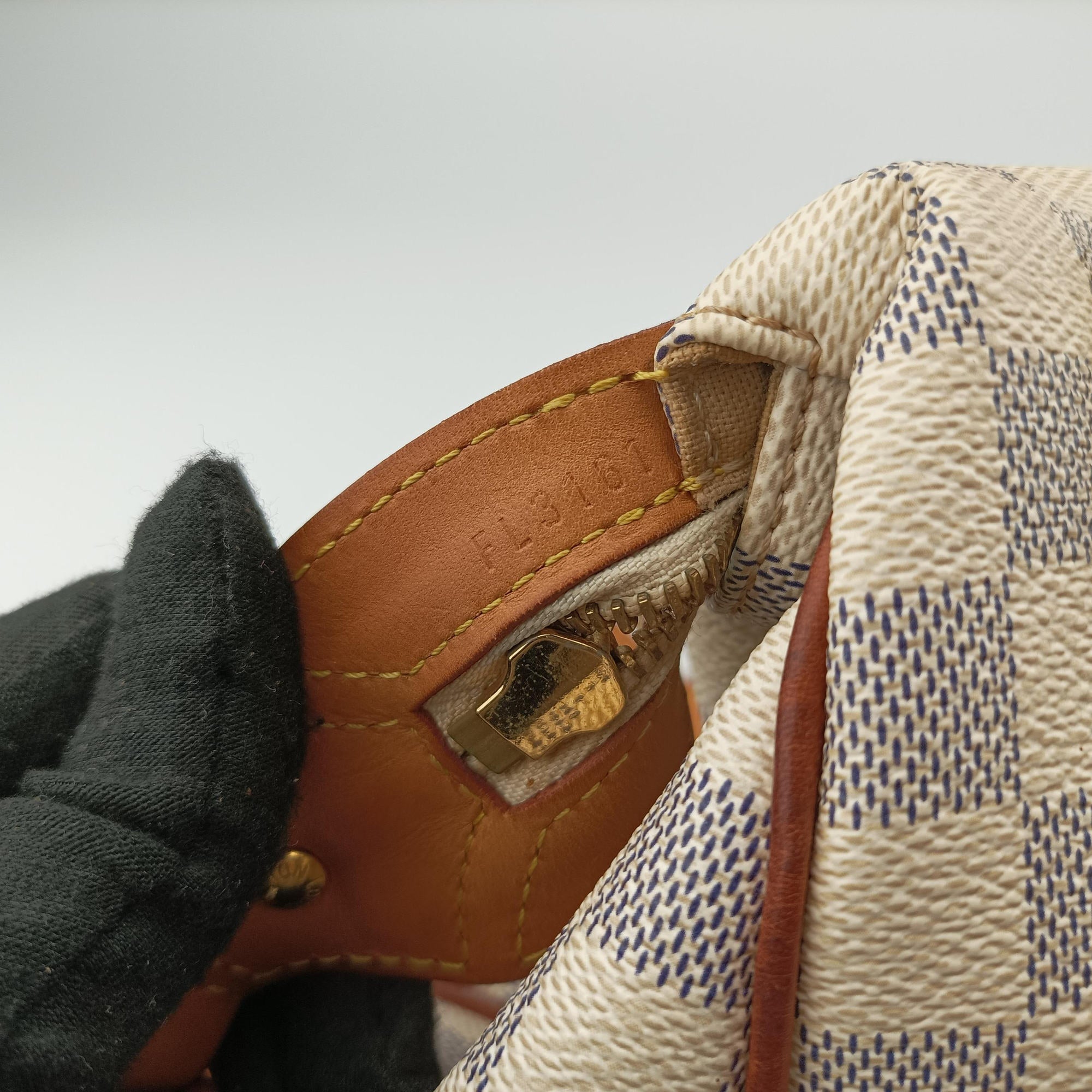 Pre-owned Louis Vuitton STRESA PM Azur Damier Canvas N42220 shoulderbag | stylenewstar