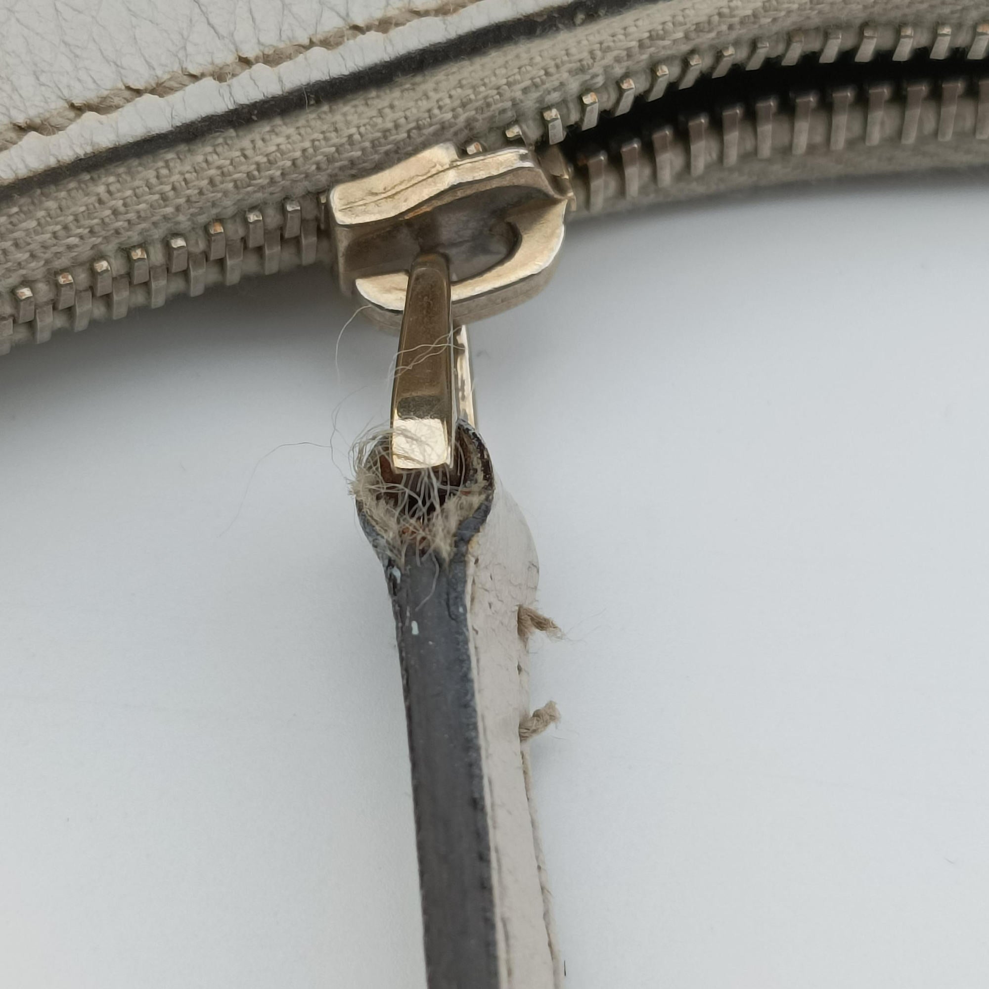 Pre-owned Gucci Abbey D-ring Hobo Beige×White canvas×leather 190525 handbag | stylenewstar