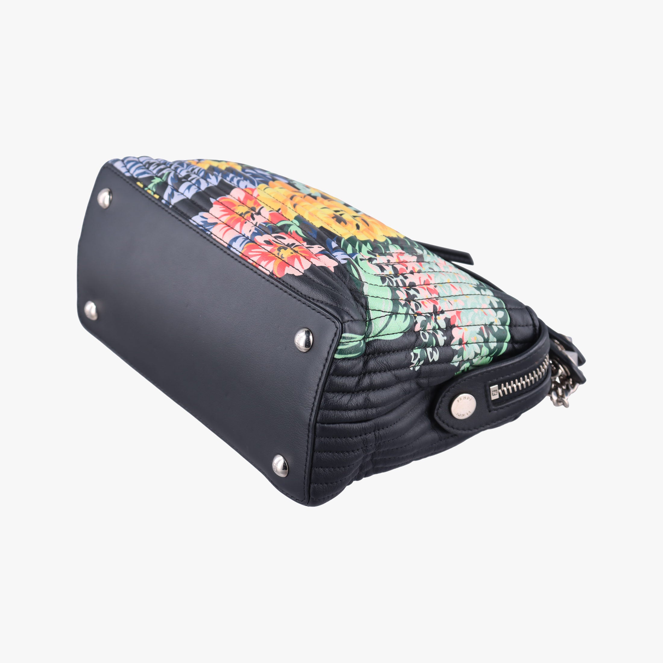 Pre-owned Fendi Dotcom Click Small Black×Multicolour Leather 8BN299 shoulderbag | stylenewstar