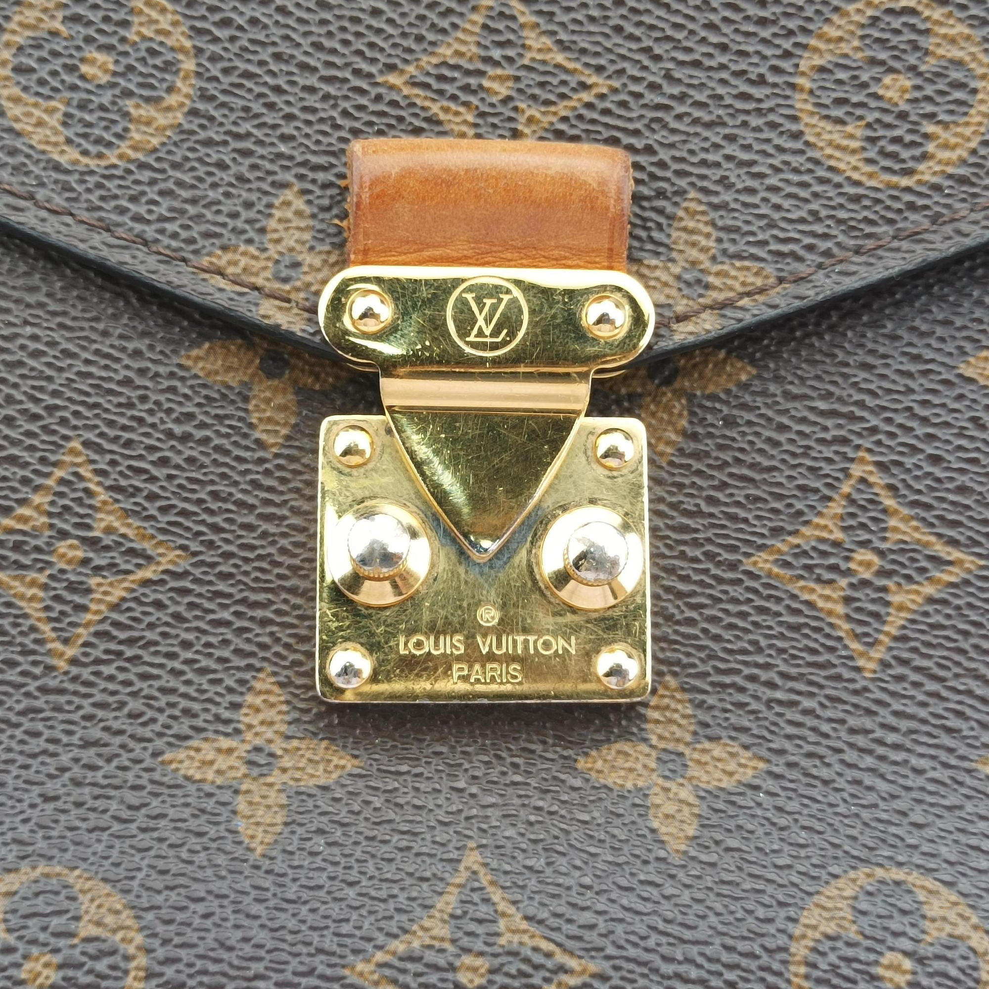 Pre-owned Louis Vuitton Pochette Metis MM Brown Monogram Canvas M44875 shoulderbag | stylenewstar