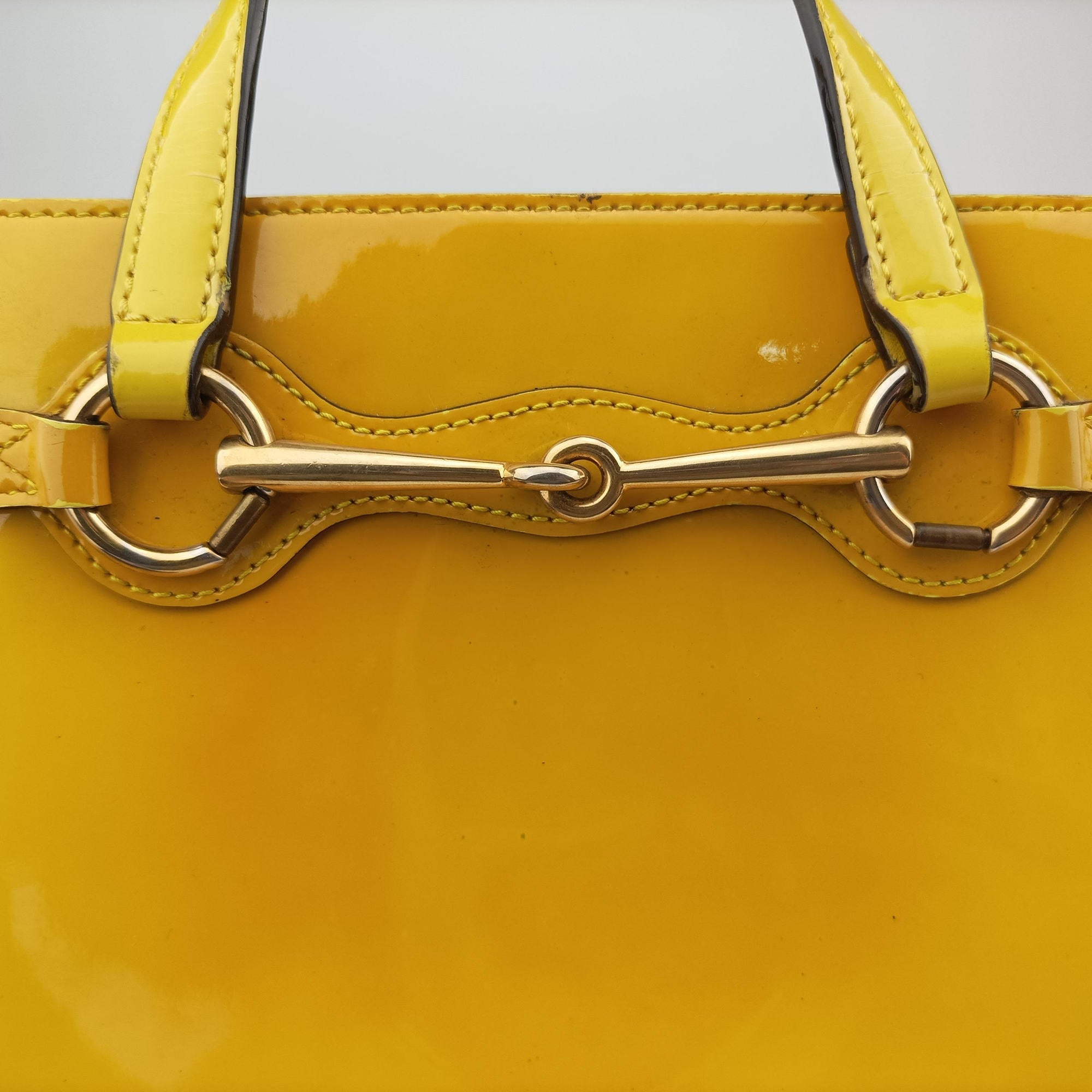 Secondhand Gucci Bright Bit Yellow Patent 371925 handbag | stylenewstar