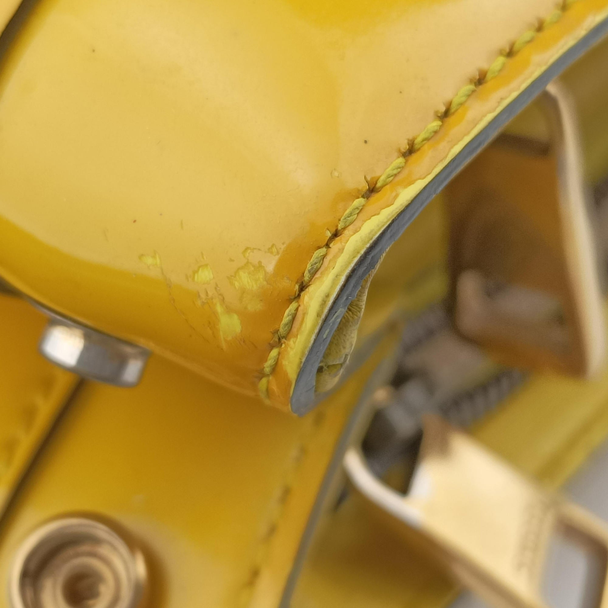 Secondhand Gucci Bright Bit Yellow Patent 371925 handbag | stylenewstar