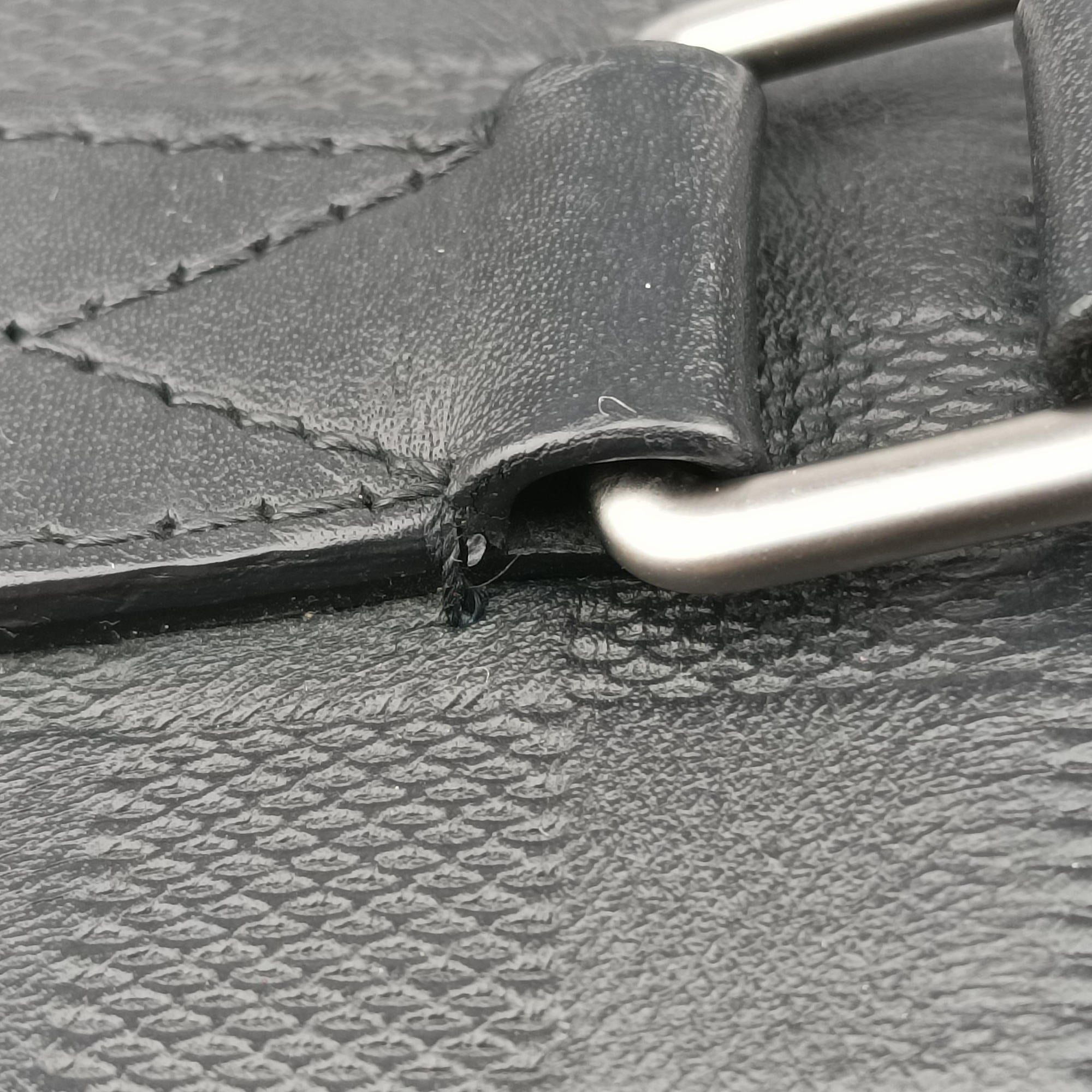 Secondhand Louis Vuitton Porte Documents Jour Noir Damier Graphite N48224 handbag | stylenewstar