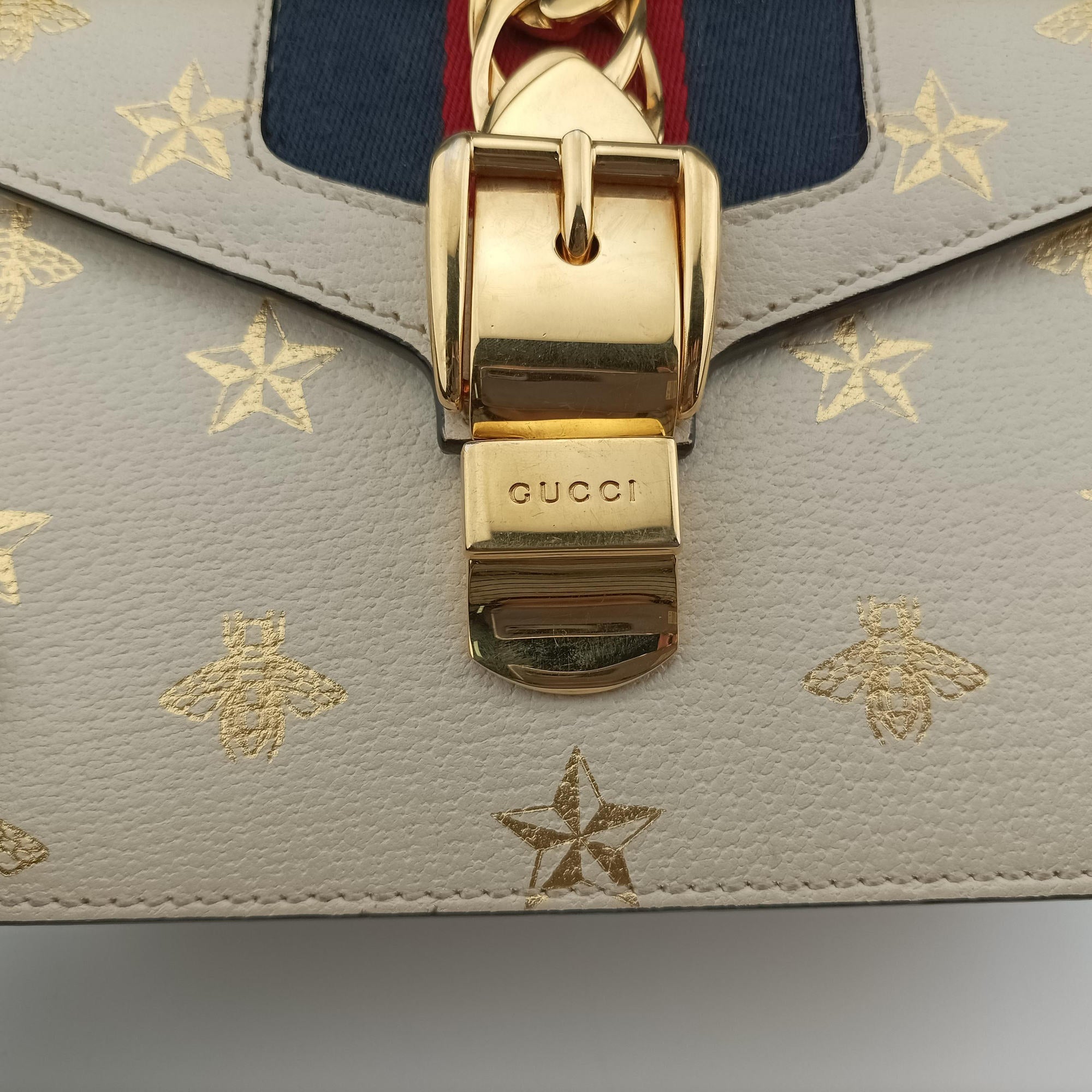 Pre-owned Gucci Sylvie Ivory×navy×red Leather 470270 shoulderbag | stylenewstar