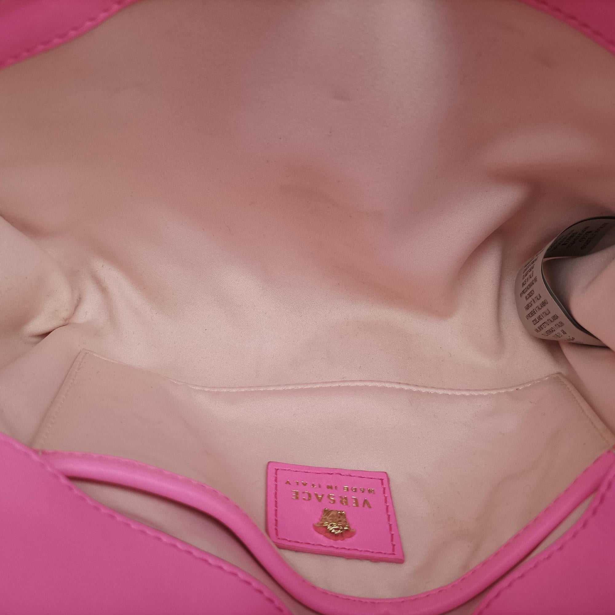 Vintage VERSACE Medusa Pink Patent  shoulderbag | stylenewstar