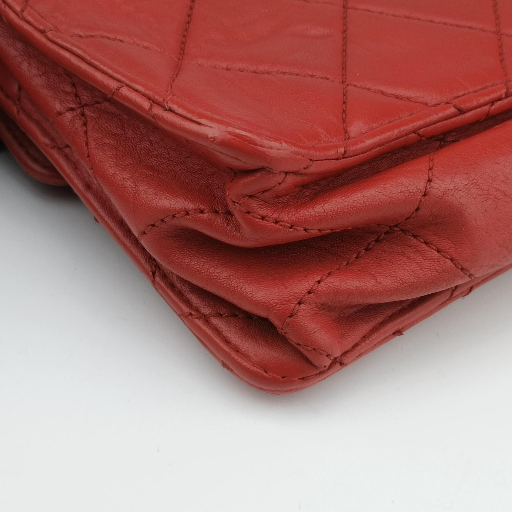 Secondhand Chanel Paris-Byzance Take Away Flap Red lambskin A66738 shoulderbag | stylenewstar