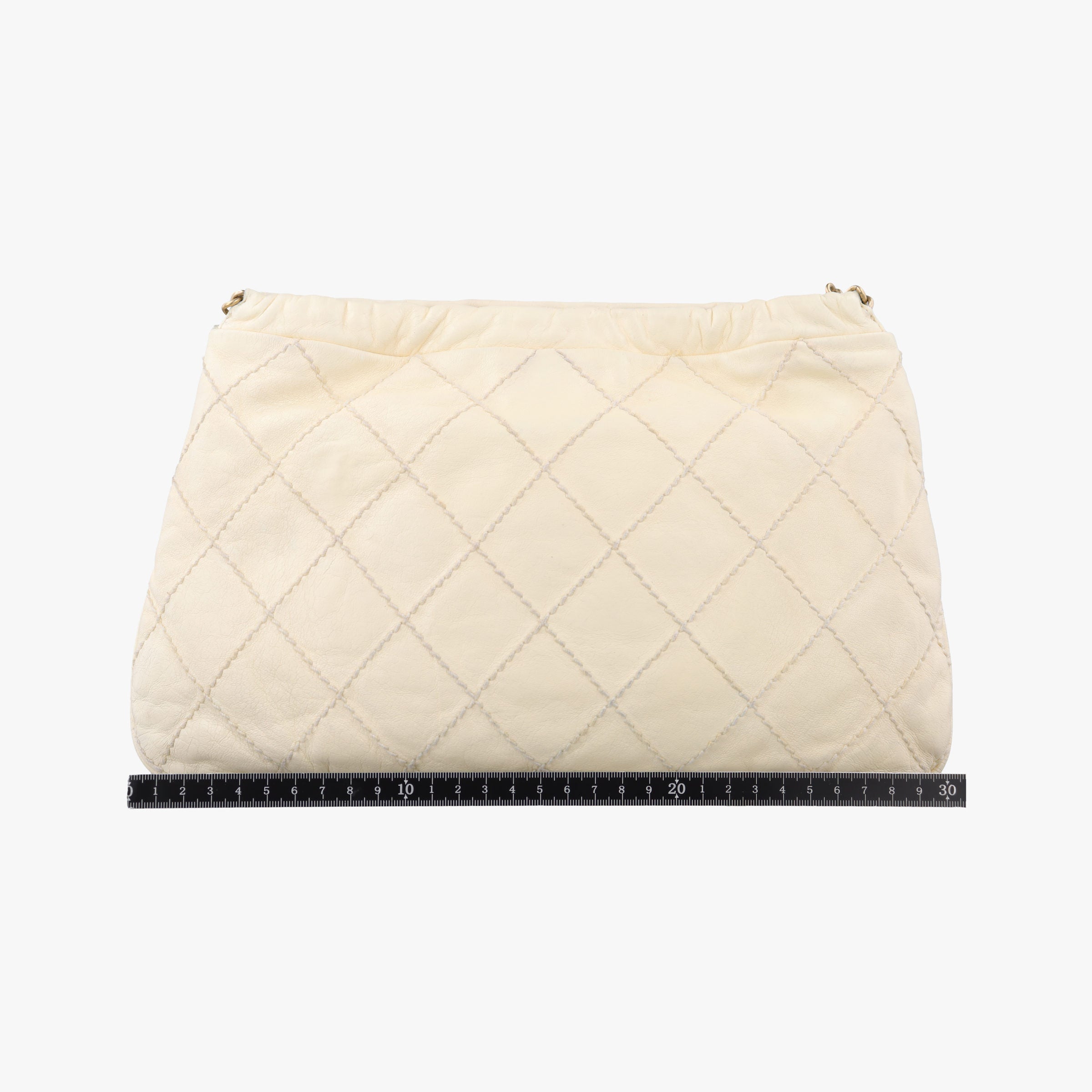 Pre-owned Chanel Wild Stitch Camellia Cream lambskin A25484 shoulderbag | stylenewstar
