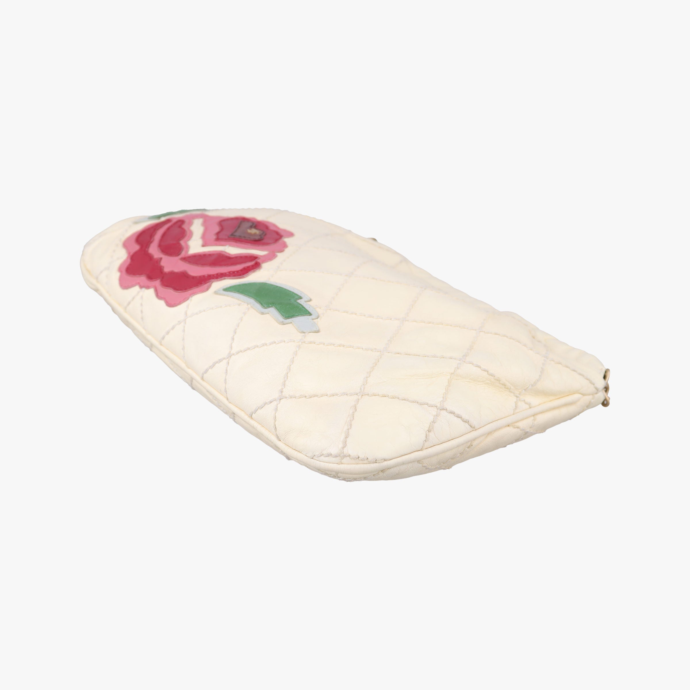 Pre-owned Chanel Wild Stitch Camellia Cream lambskin A25484 shoulderbag | stylenewstar