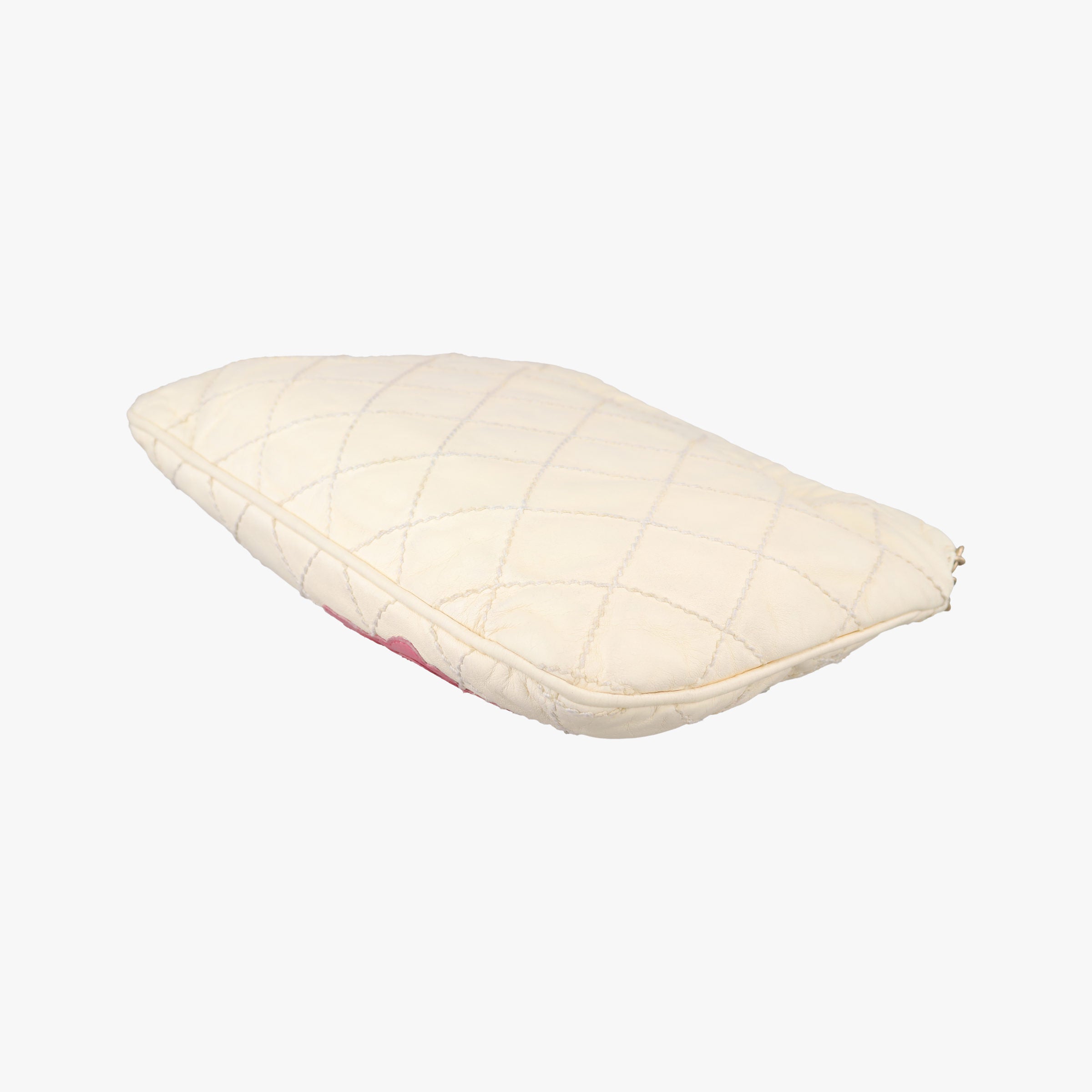 Pre-owned Chanel Wild Stitch Camellia Cream lambskin A25484 shoulderbag | stylenewstar