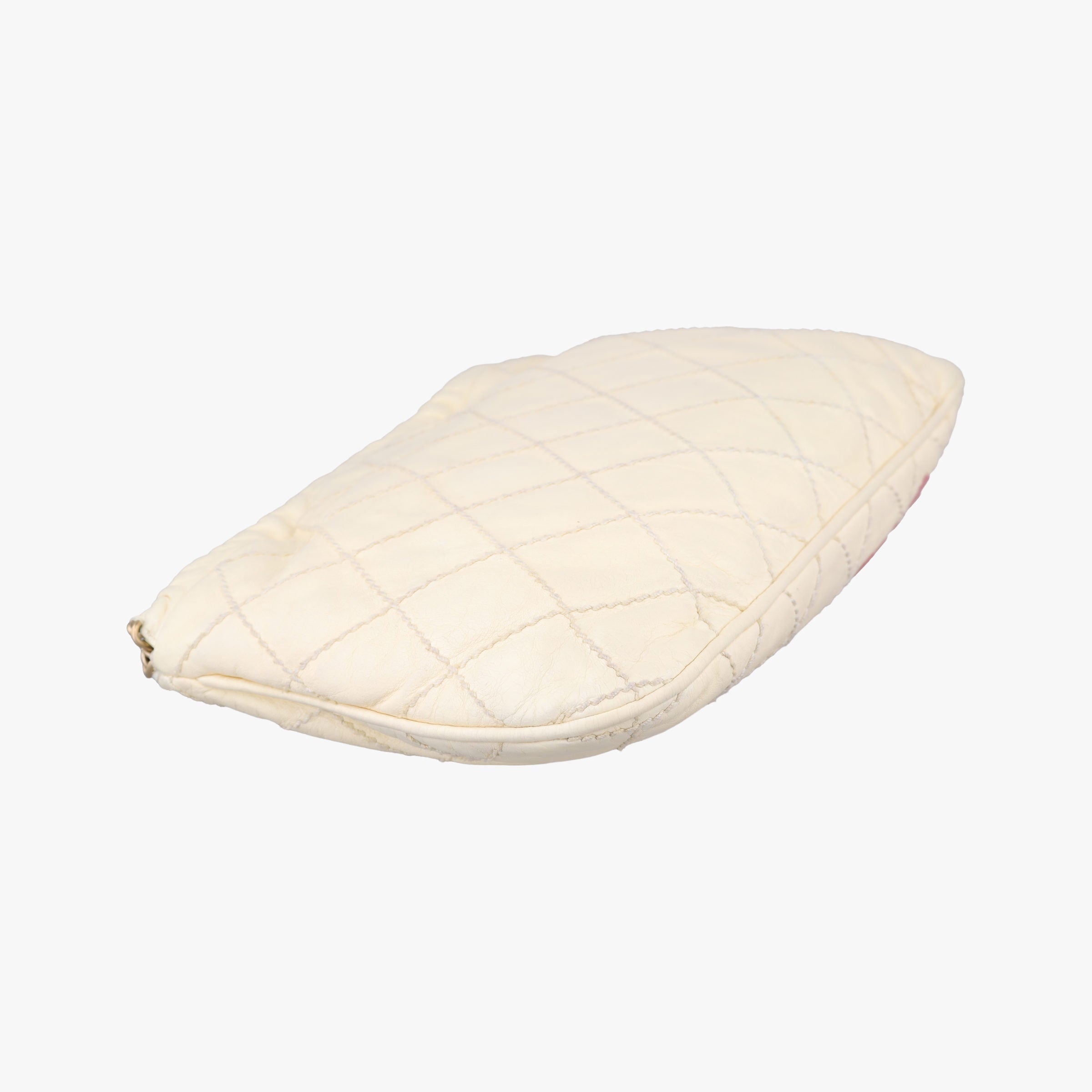 Pre-owned Chanel Wild Stitch Camellia Cream lambskin A25484 shoulderbag | stylenewstar