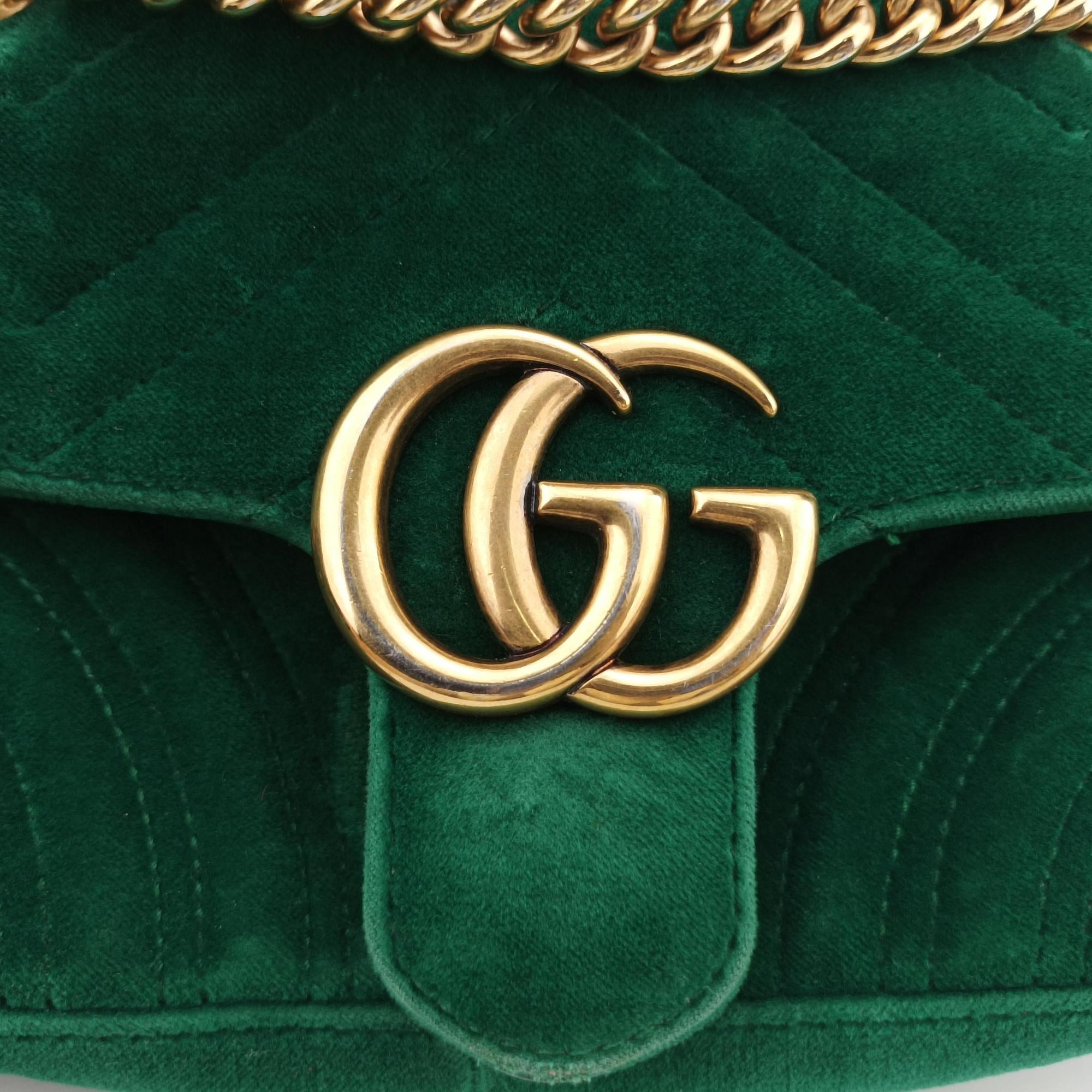 Pre-owned Gucci GG Marmont Green velour 446744 shoulderbag | stylenewstar