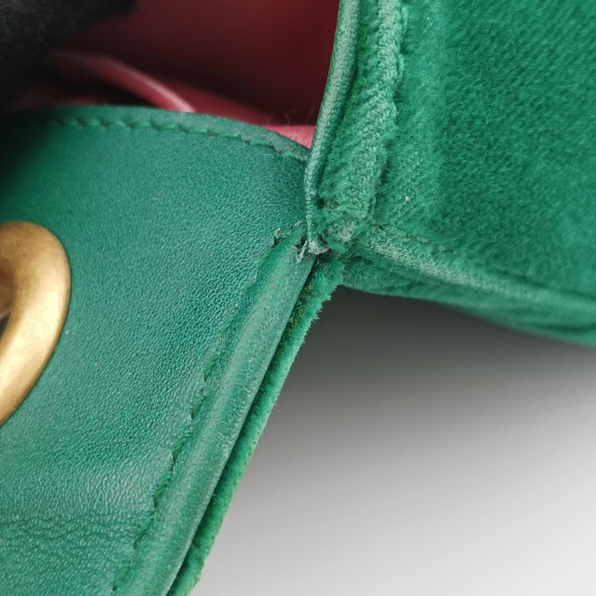 Pre-owned Gucci GG Marmont Green velour 446744 shoulderbag | stylenewstar