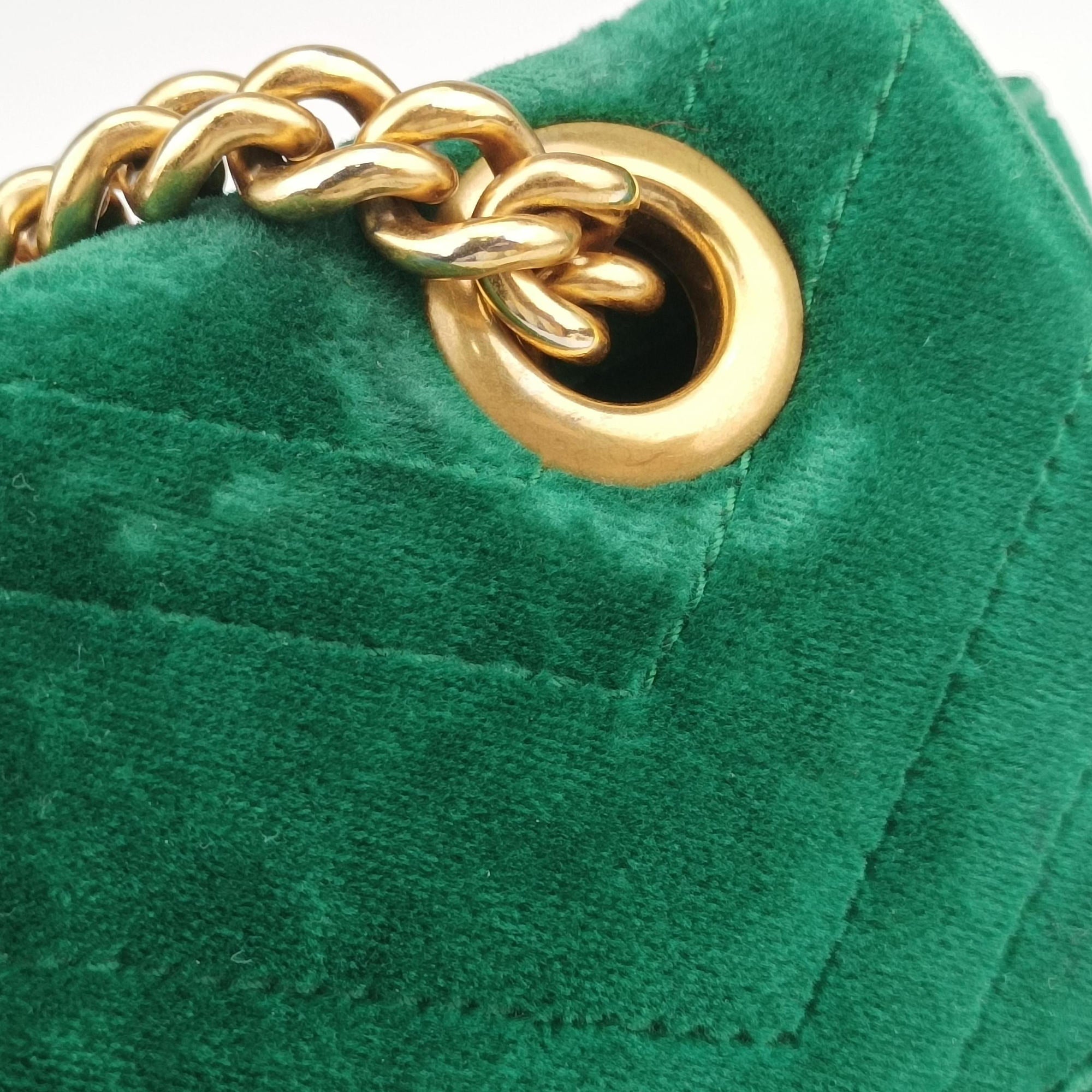Pre-owned Gucci GG Marmont Green velour 446744 shoulderbag | stylenewstar