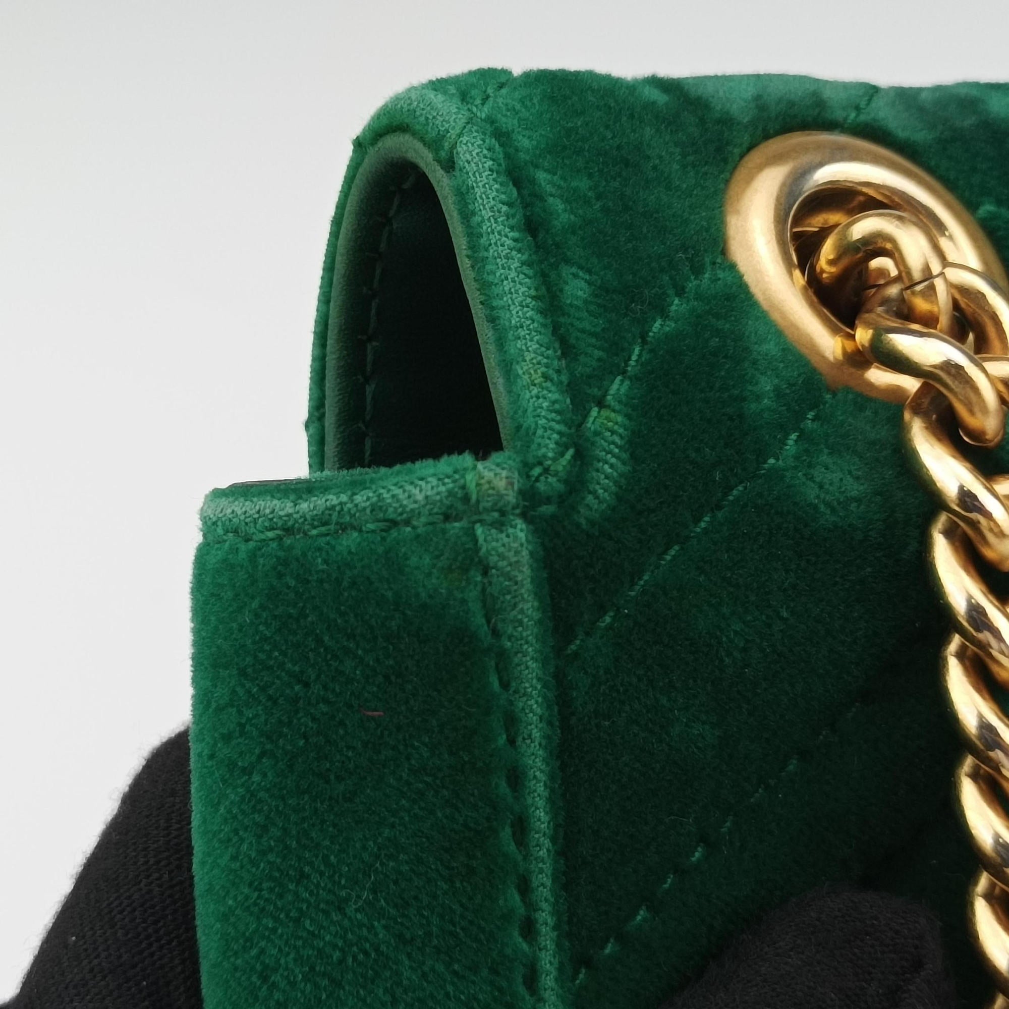 Pre-owned Gucci GG Marmont Green velour 446744 shoulderbag | stylenewstar