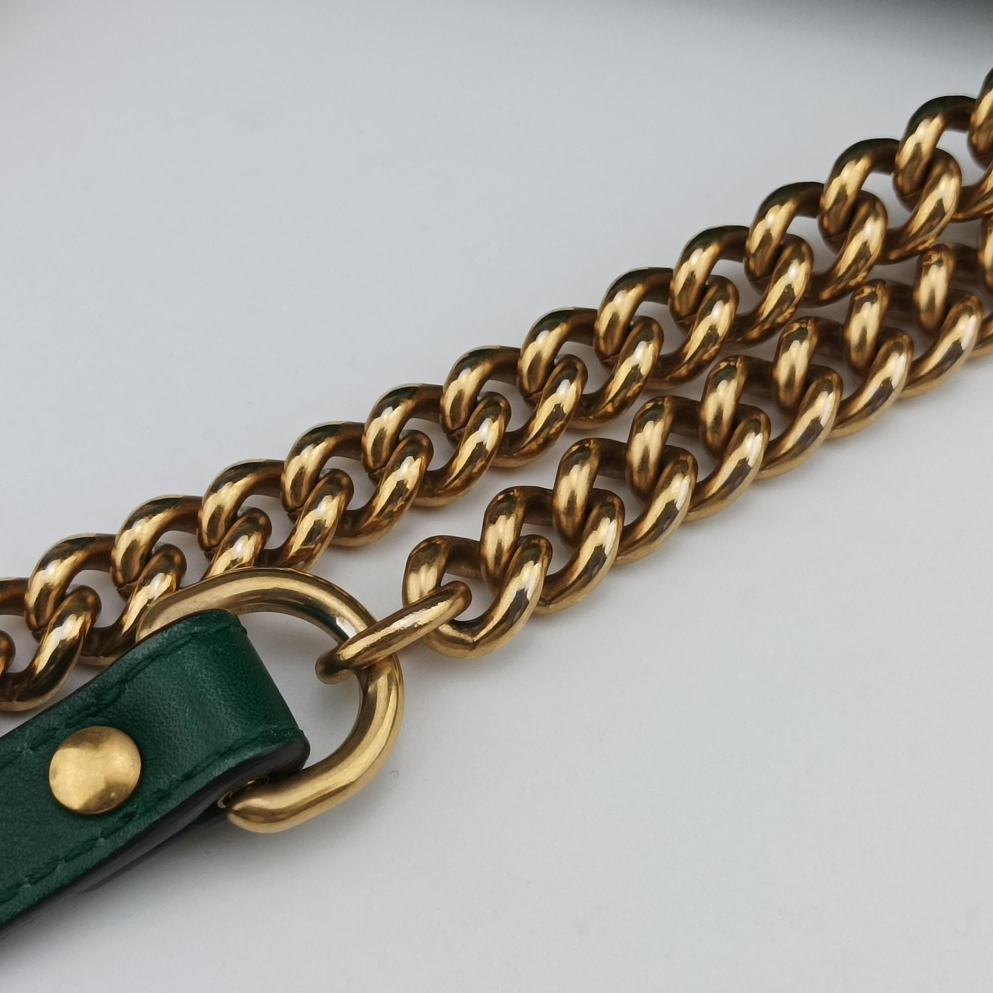 Pre-owned Gucci GG Marmont Green velour 446744 shoulderbag | stylenewstar