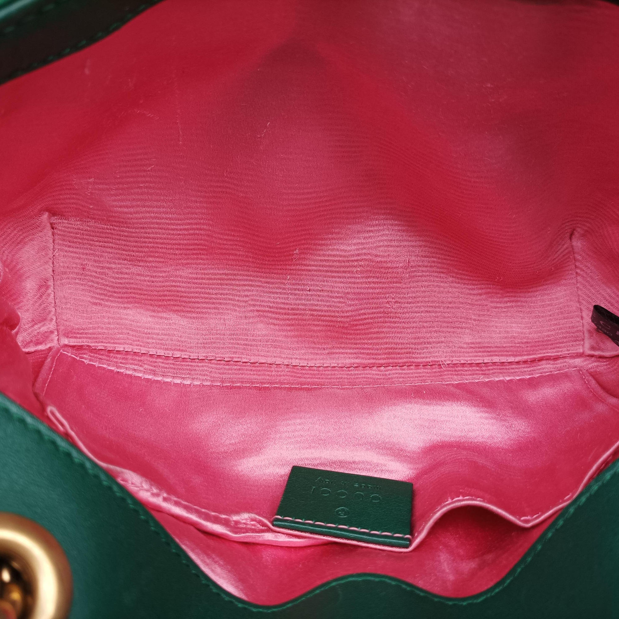 Pre-owned Gucci GG Marmont Green velour 446744 shoulderbag | stylenewstar