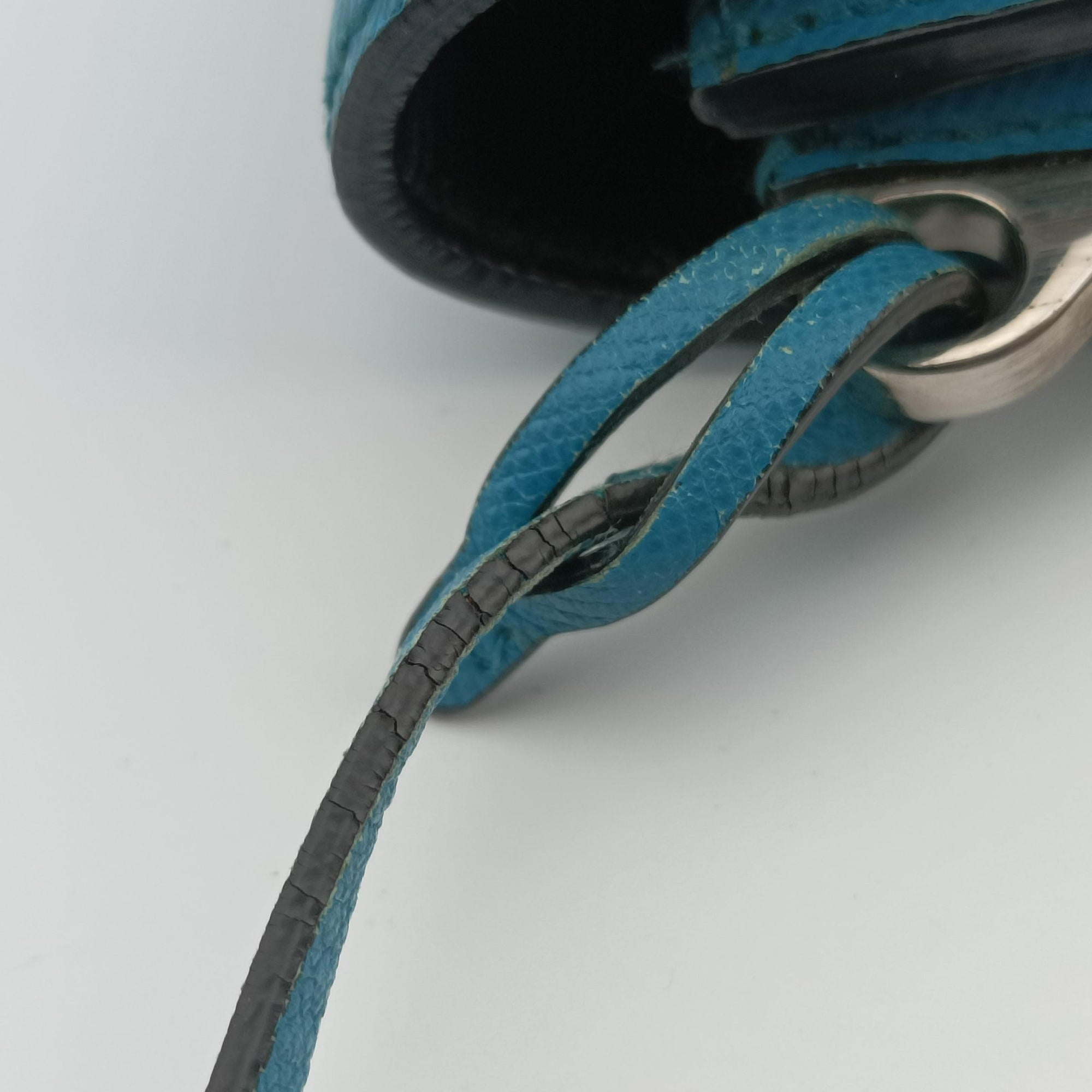 Secondhand Prada Sound Lock Blue SAFFIANO Leather BN2662 shoulderbag | stylenewstar