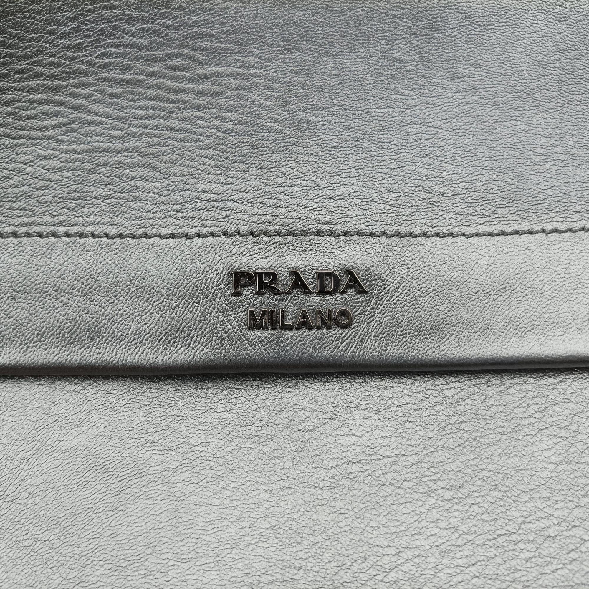 Pre-owned Prada Half Flap Double Turn Lock Silver Leather  shoulderbag | stylenewstar