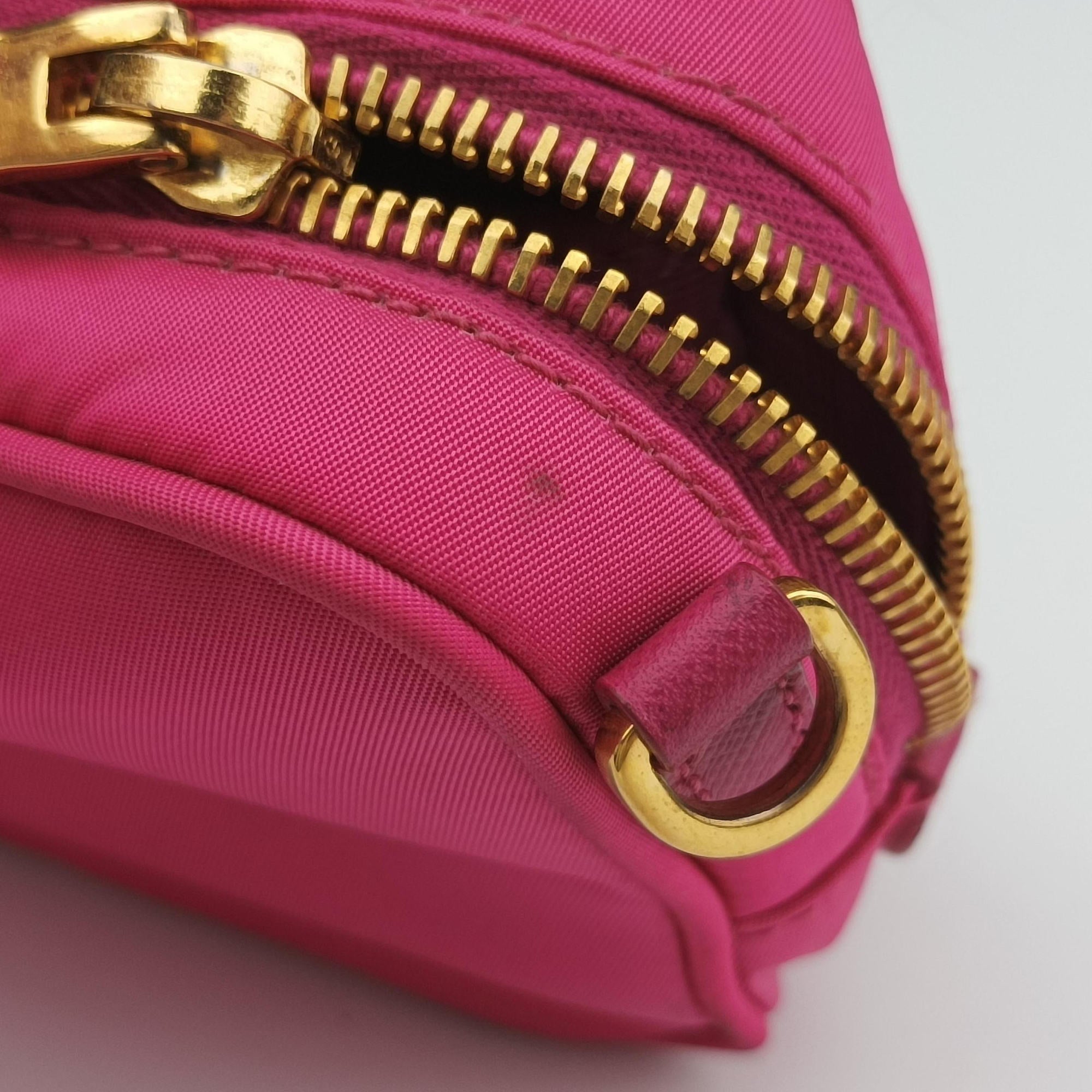 Secondhand Prada Fiocco Tessuto Ribbon Rose nylon 1NF727 shoulderbag | stylenewstar