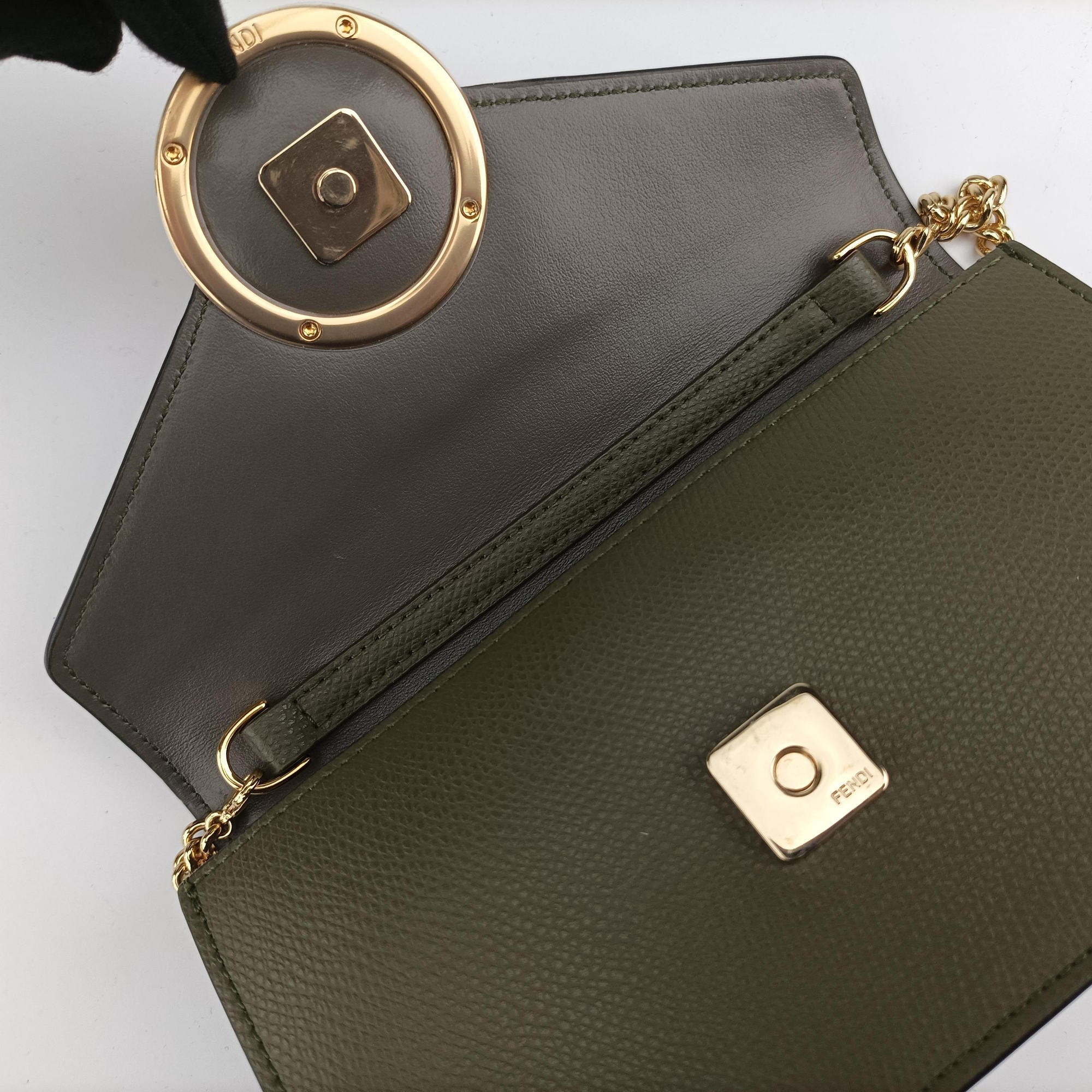 Vintage Fendi F is Green Leather 8BM005 shoulderbag | stylenewstar