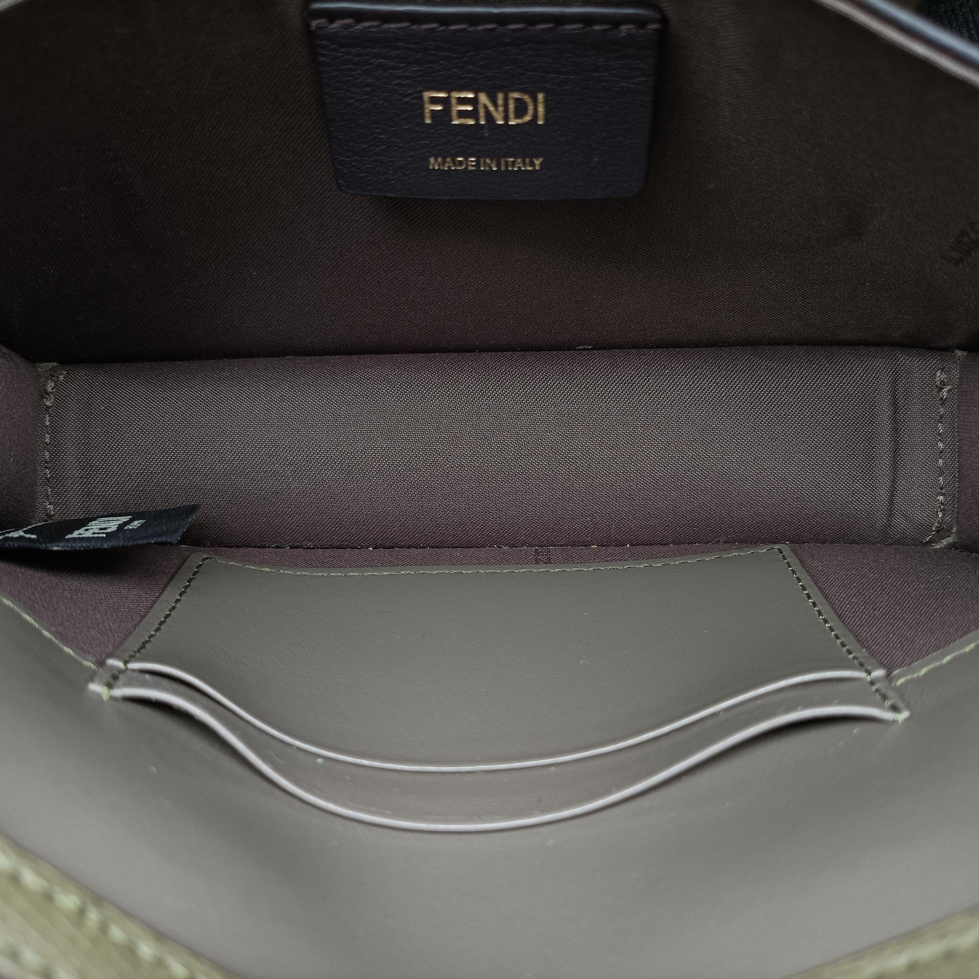 Vintage Fendi F is Green Leather 8BM005 shoulderbag | stylenewstar