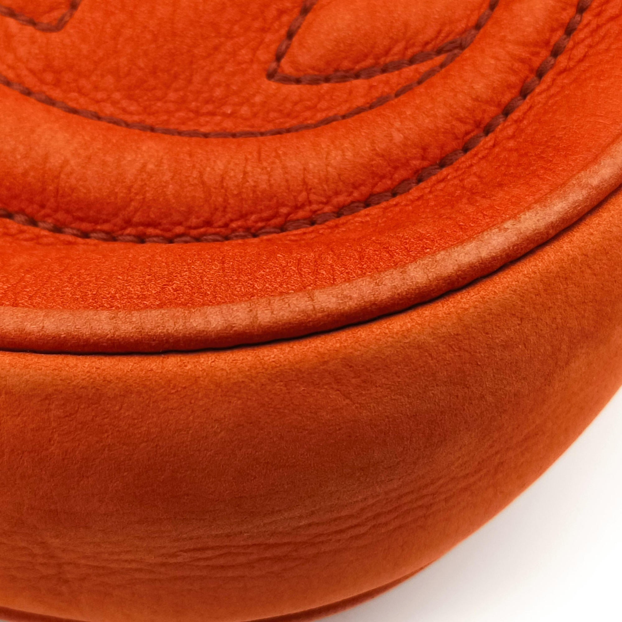 Secondhand Gucci Soho Orange Suede 353965 shoulderbag | stylenewstar