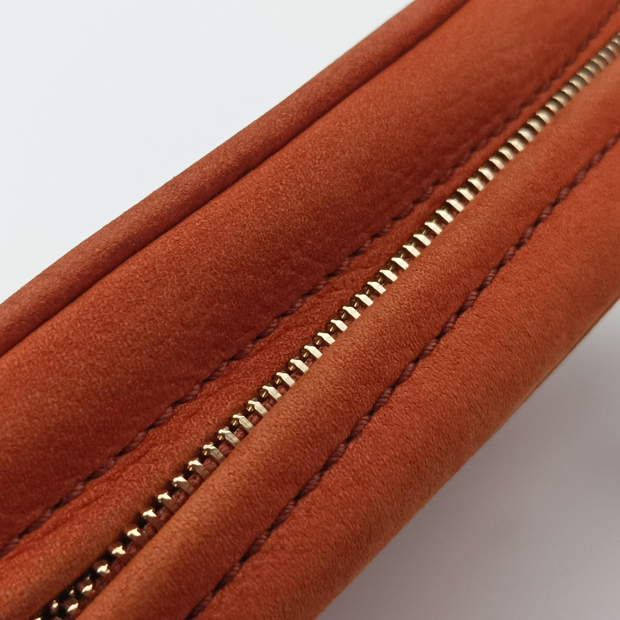 Secondhand Gucci Soho Orange Suede 353965 shoulderbag | stylenewstar