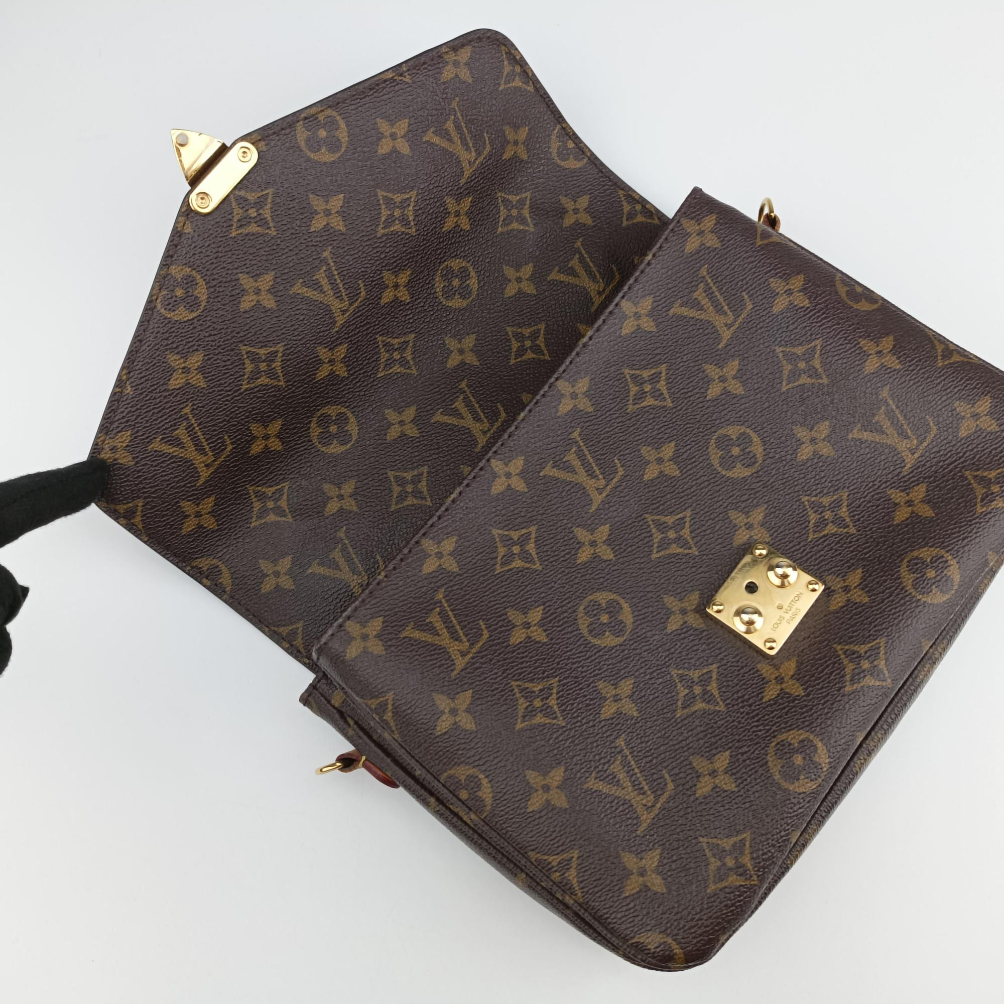 Pre-owned Louis Vuitton Pochette Metis MM Brown Monogram Canvas M44875 shoulderbag | stylenewstar