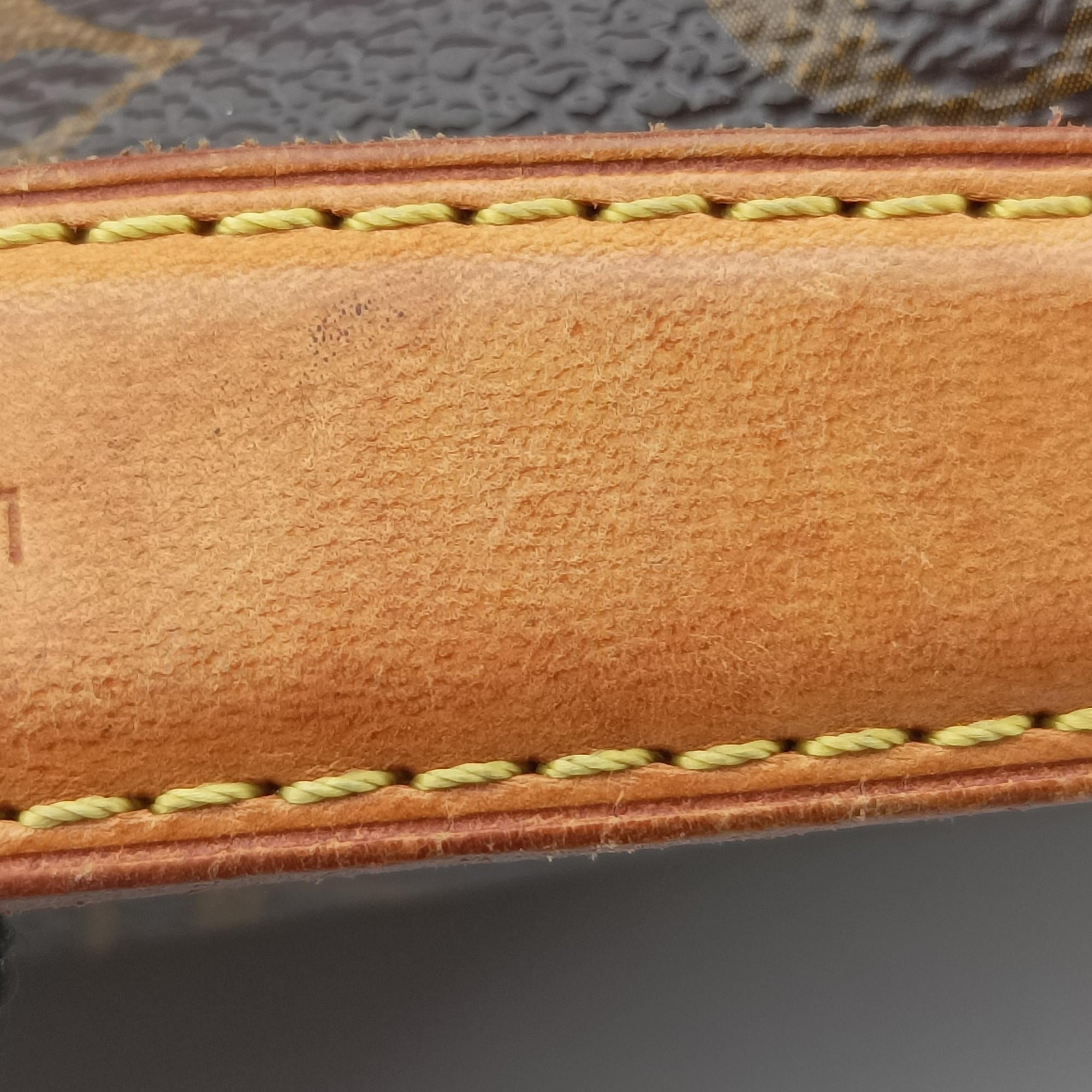 Pre-owned Louis Vuitton Pochette Metis MM Brown Monogram Canvas M44875 shoulderbag | stylenewstar